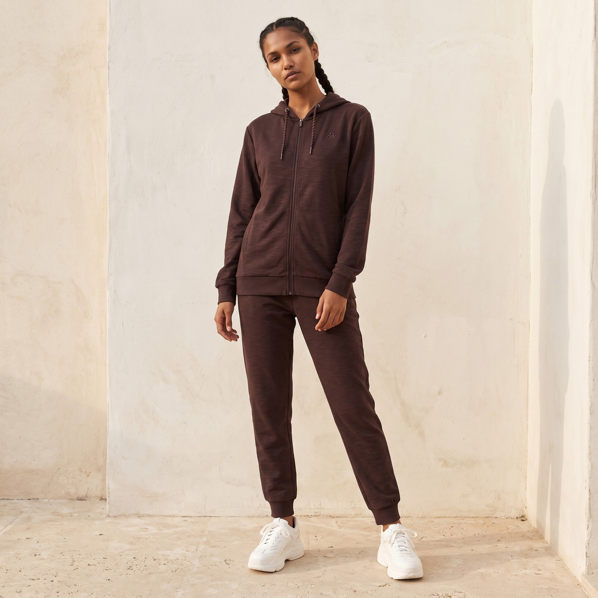 بنطلون رياضي برباط خصر من كابا-women-clothing-bottoms-joggers-image-3