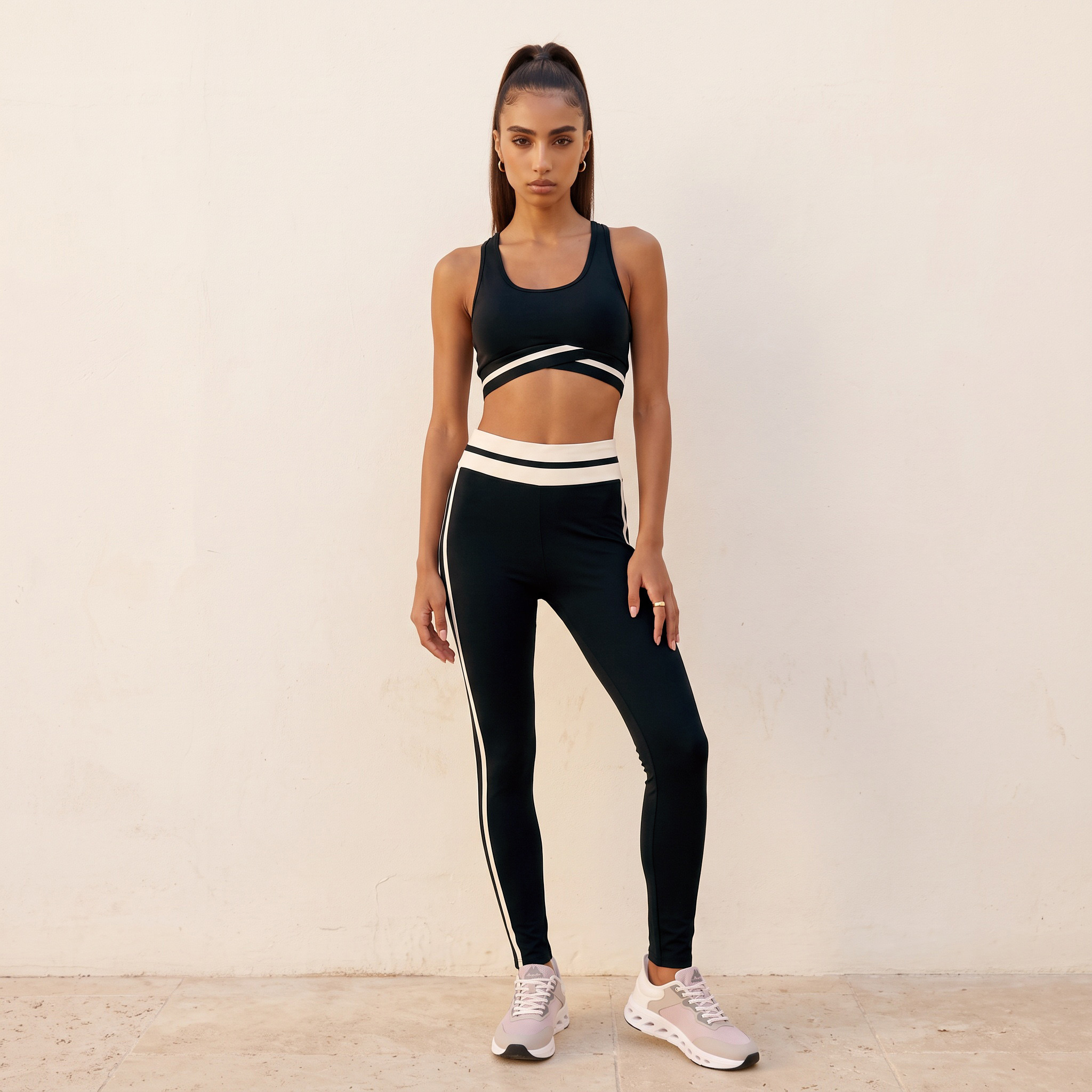 حمالة صدر رياضية بتفاصيل غير متساوية من كابا-women-clothing-lingerie-bras-image-3
