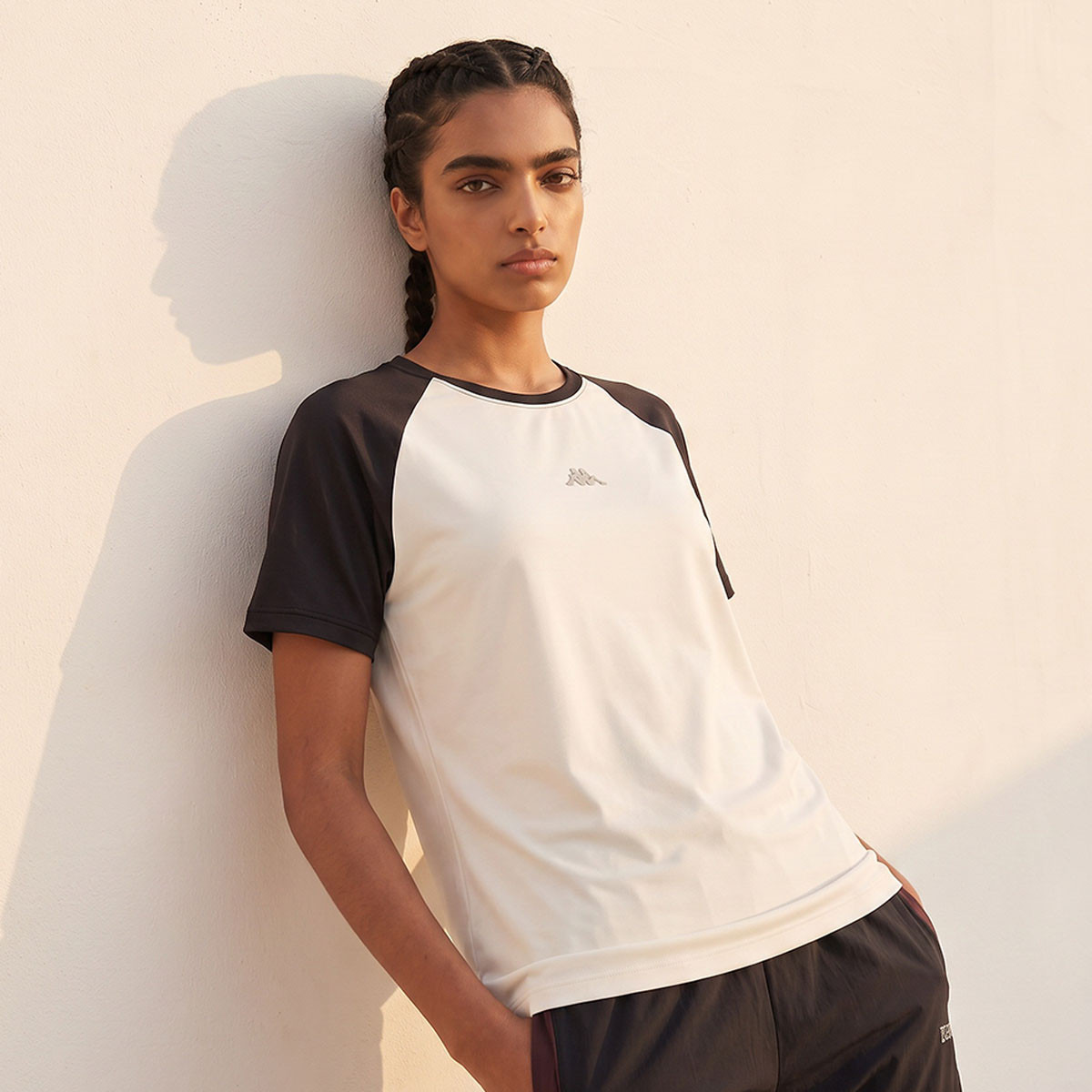 تيشيرت أداء بمرونة اتجاهين من كابا-sports-women-clothing-tshirtsandvests-image-5