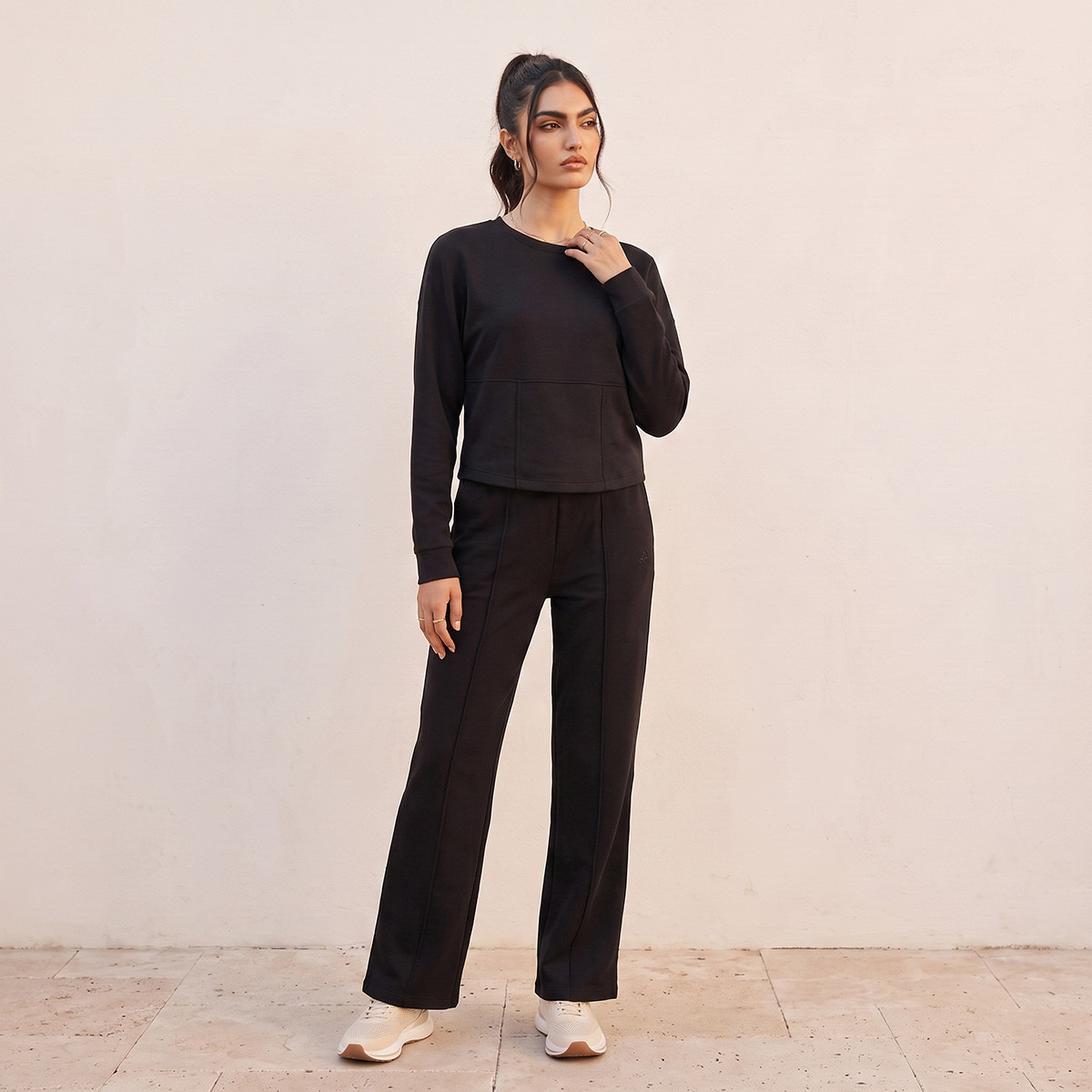 سويت شيرت سوفت تاتش من كابا-women-clothing-hoodiesandsweatshirts-sweatshirts-image-2
