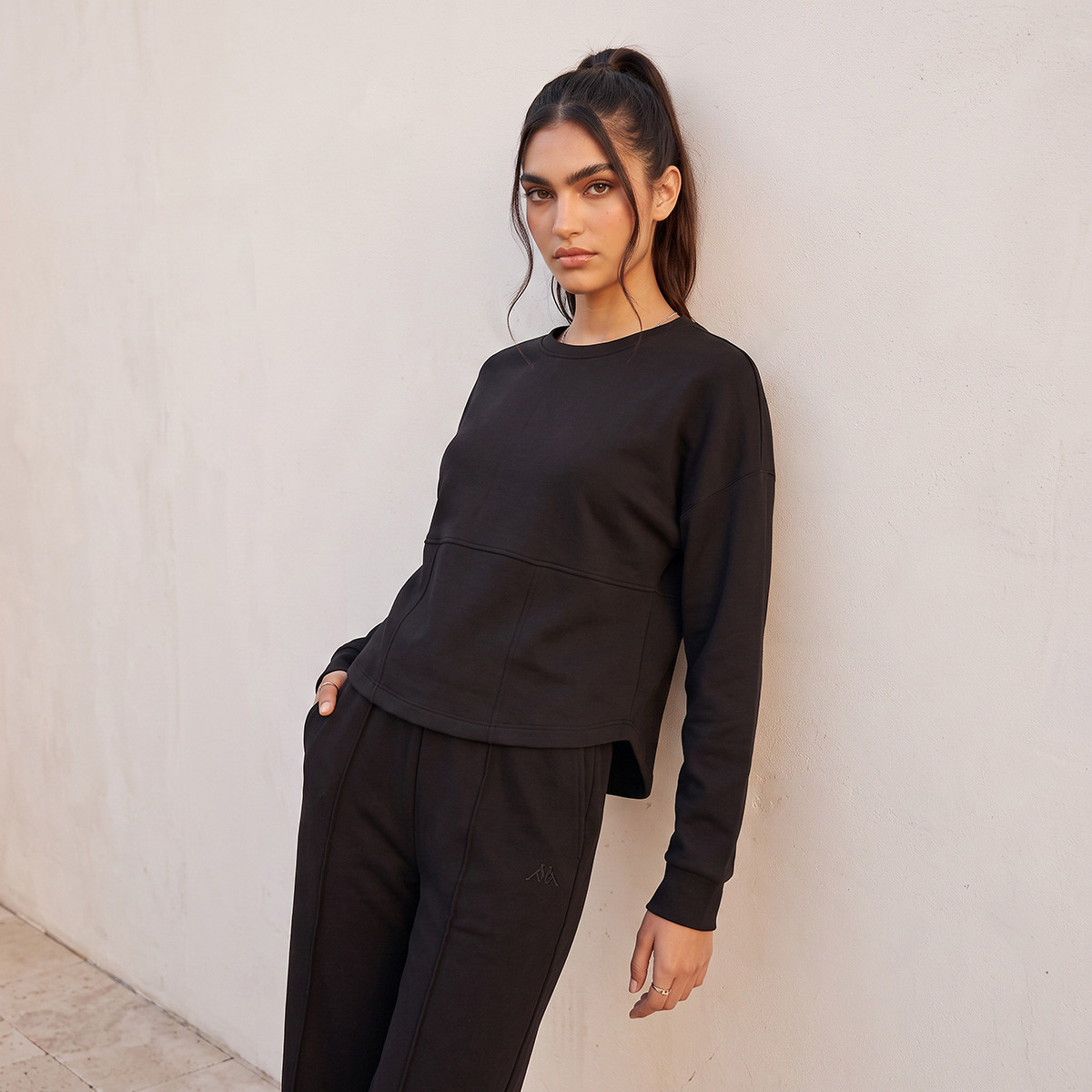 سويت شيرت سوفت تاتش من كابا-women-clothing-hoodiesandsweatshirts-sweatshirts-image-5