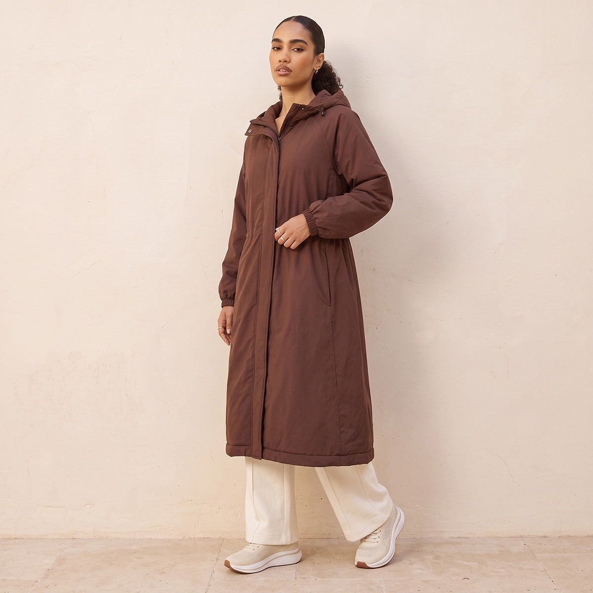 معطف طويل بغطاء رأس من كابا-women-winterwear-coatsandjackets-coats-image-2
