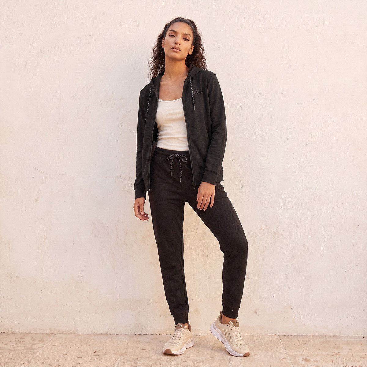 هودي مطاطي من كابا-sports-women-clothing-hoodiesandsweatshirts-image-2