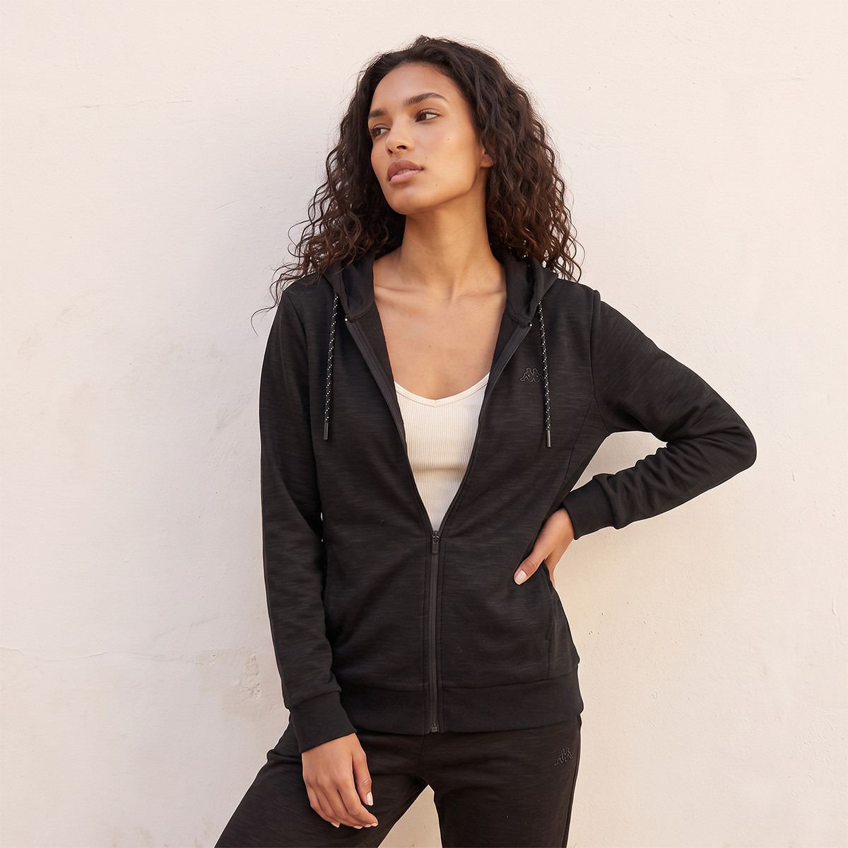 هودي مطاطي من كابا-sports-women-clothing-hoodiesandsweatshirts-image-4