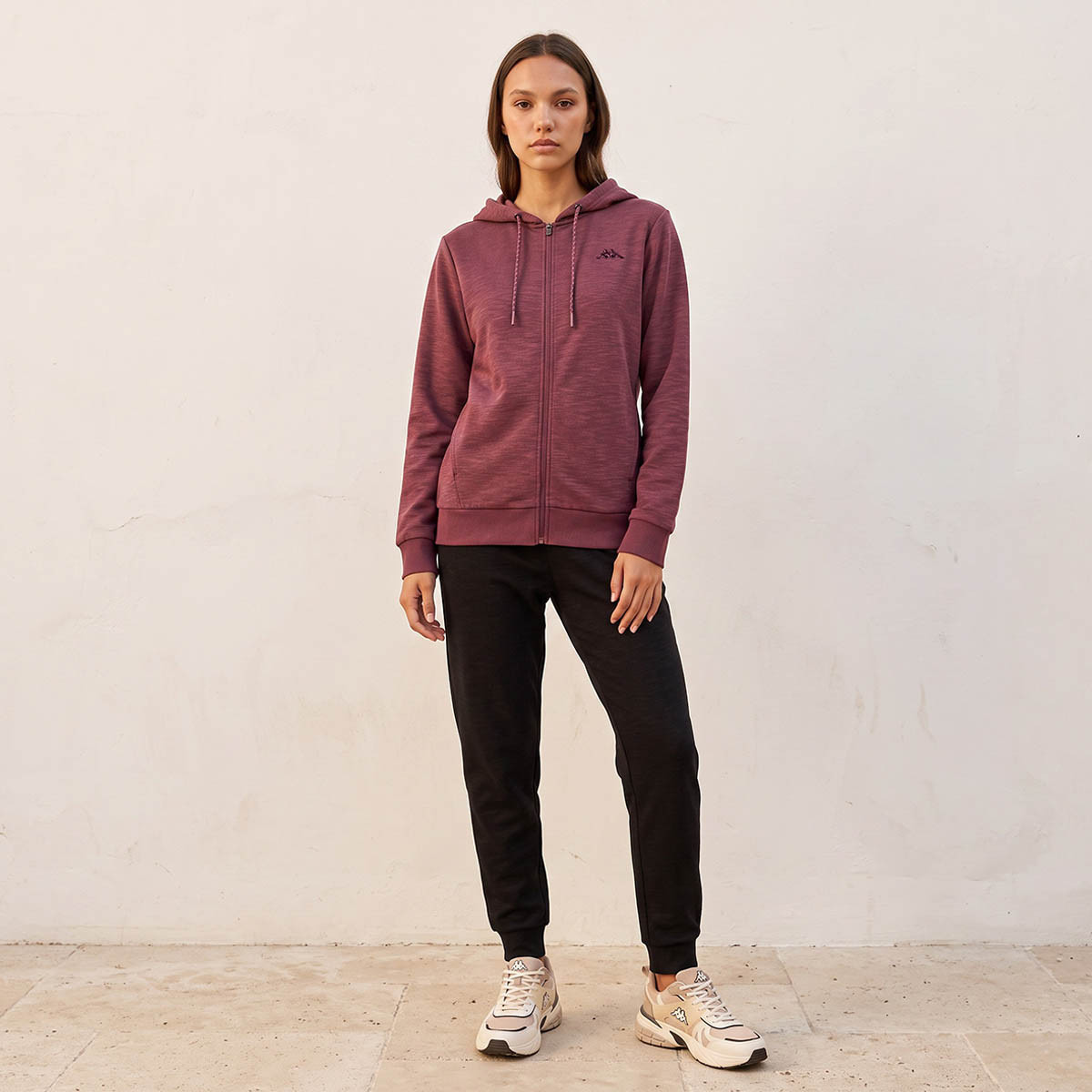 Kappa 2 Way Stretch Hoodie-sports-women-clothing-hoodiesandsweatshirts-image-2
