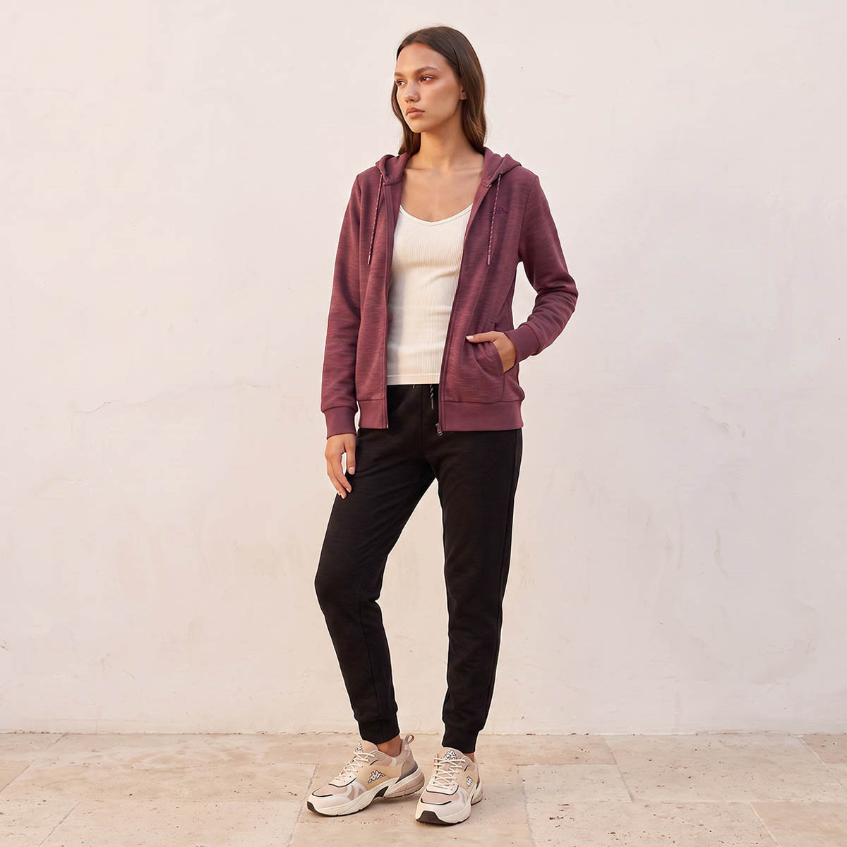 Kappa 2 Way Stretch Hoodie-sports-women-clothing-hoodiesandsweatshirts-image-5