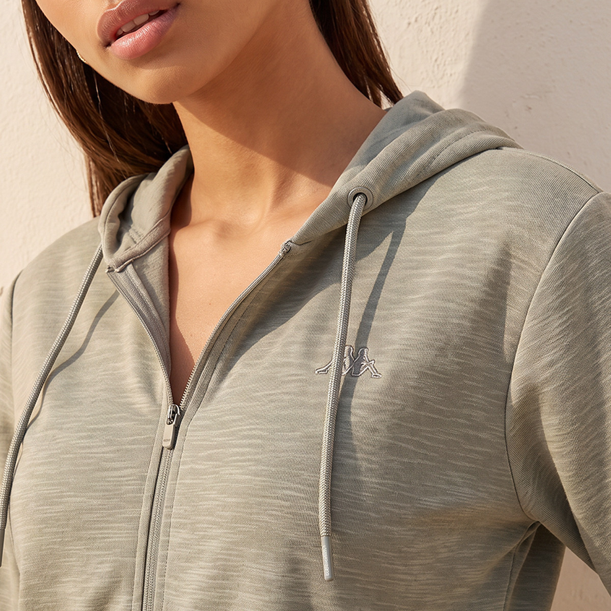 Kappa 2-Way Stretch Hoodie-sports-women-clothing-hoodiesandsweatshirts-image-4