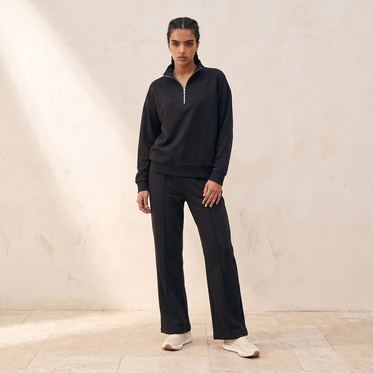 بنطلون رياضي قابل للتمدد في اتجاهين من كابا-women-clothing-bottoms-joggers-image-2
