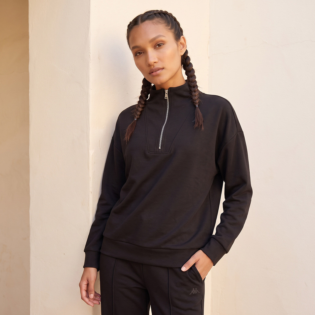 Kappa 2 Way Stretch Sweatshirt-women-clothing-hoodiesandsweatshirts-sweatshirts-image-1