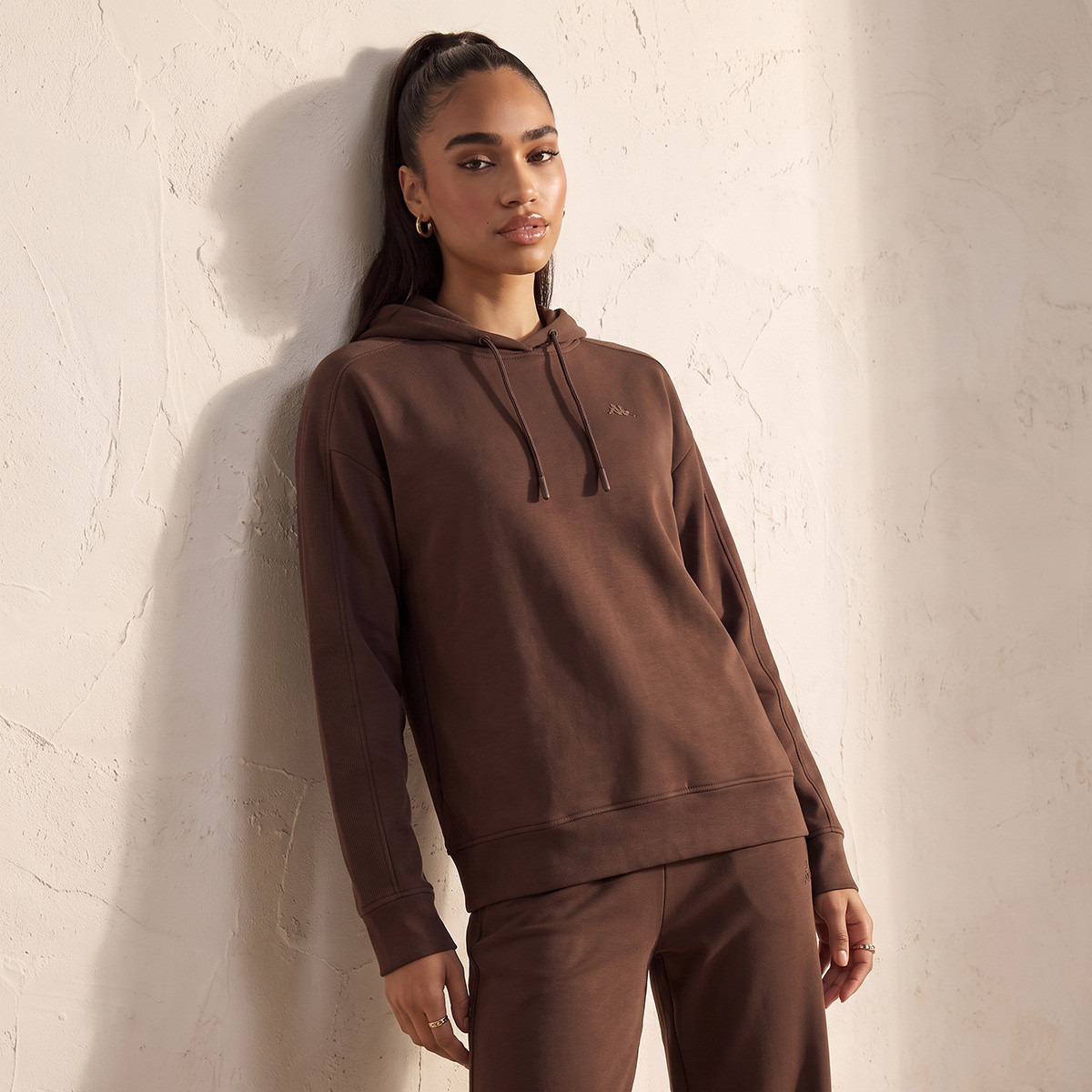 سويت شيرت بقبعة من كابا-women-clothing-hoodiesandsweatshirts-sweatshirts-image-2