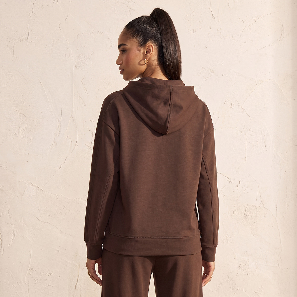 سويت شيرت بقبعة من كابا-women-clothing-hoodiesandsweatshirts-sweatshirts-image-4