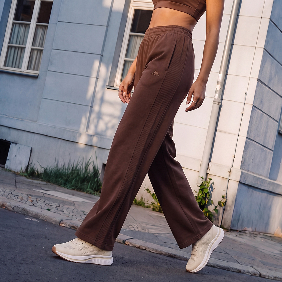 بنطلون رياضي بمرونة ثنائية الإتجاه من كابا-women-clothing-bottoms-joggers-image-1