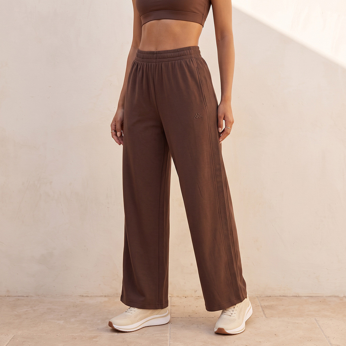 بنطلون رياضي بمرونة ثنائية الإتجاه من كابا-women-clothing-bottoms-joggers-image-2