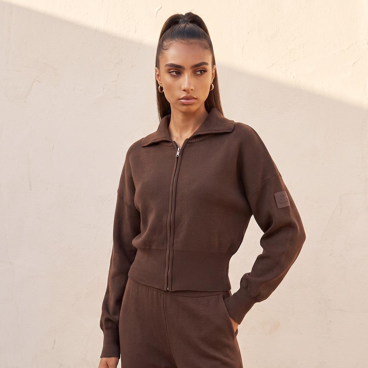 جاكيت بارز الملمس بسحاب إغلاق من كابا-sports-women-clothing-coatsandjackets-jackets-image-4