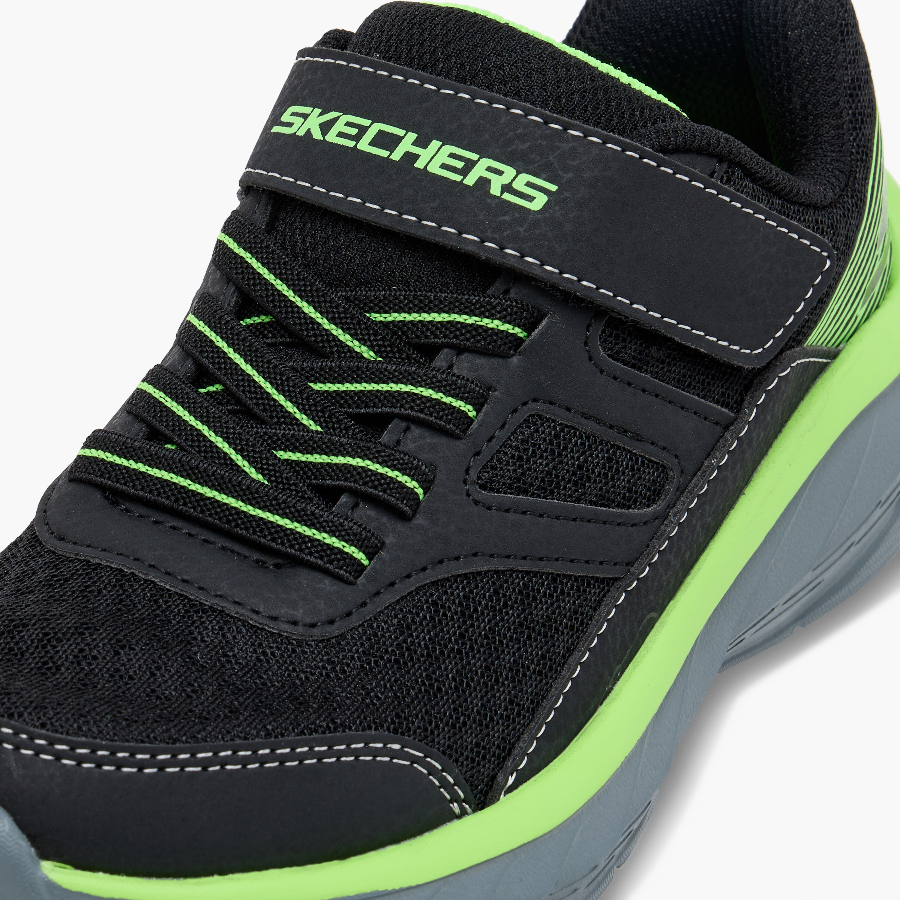 Skechers Boys Boundless Hook & Loop Sneakers 403718L | OE-boys-shoes-sneakers-image-4