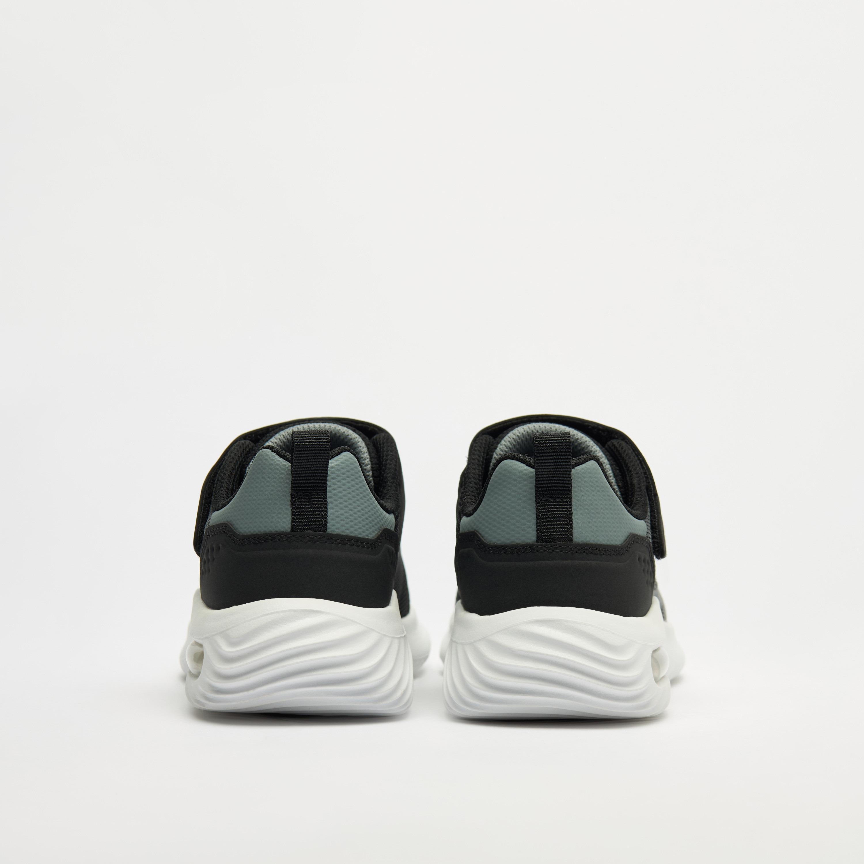 سنيكرز من سكيتشرز للاولاد باوندر-تيك ذو هوك وحلقة 403723L | OE-boys-shoes-sneakers-image-25