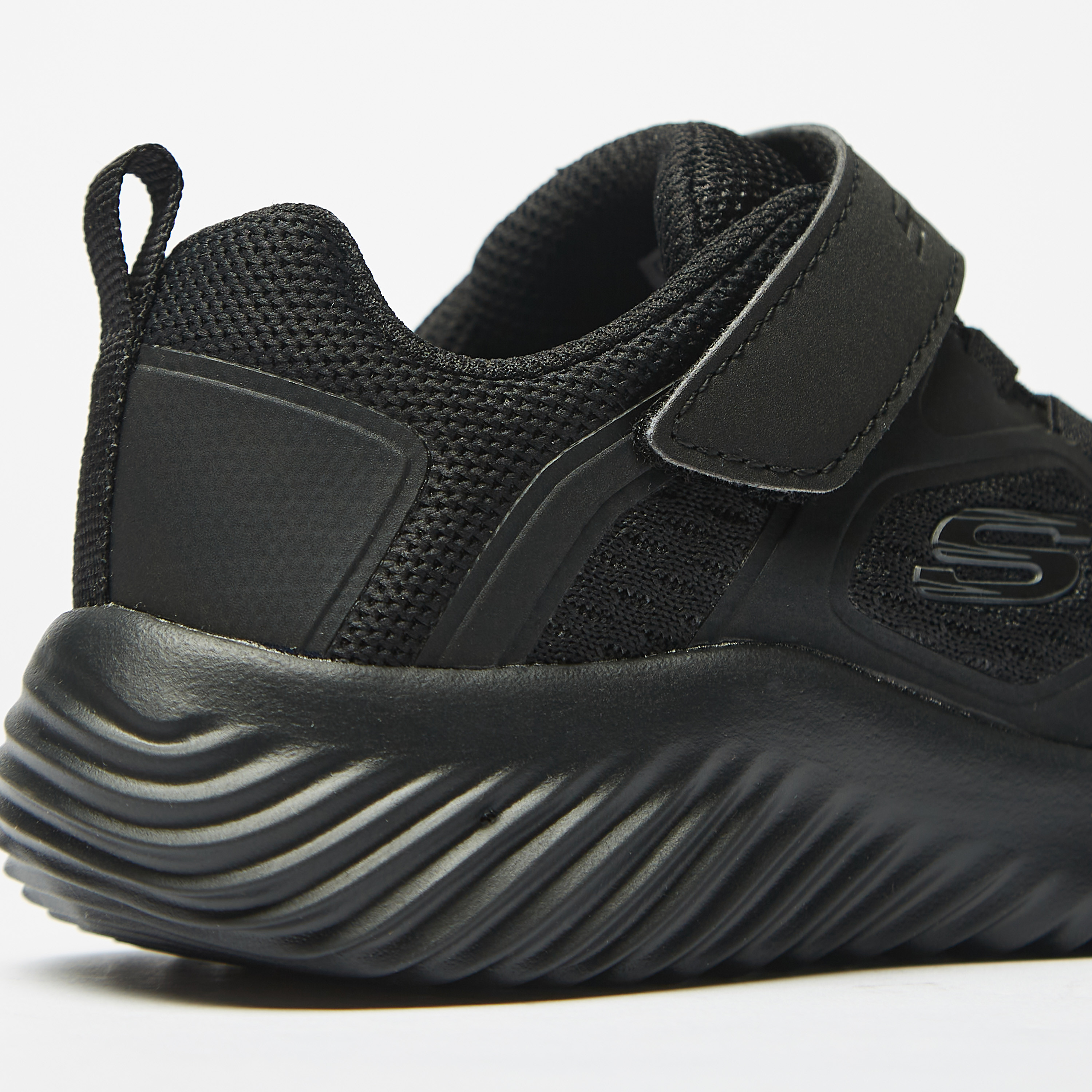 حذاء سنيكرز مع ميموري فوم للأولاد من سكيتشرز باوندر | 403736L-boys-shoes-sneakers-image-8