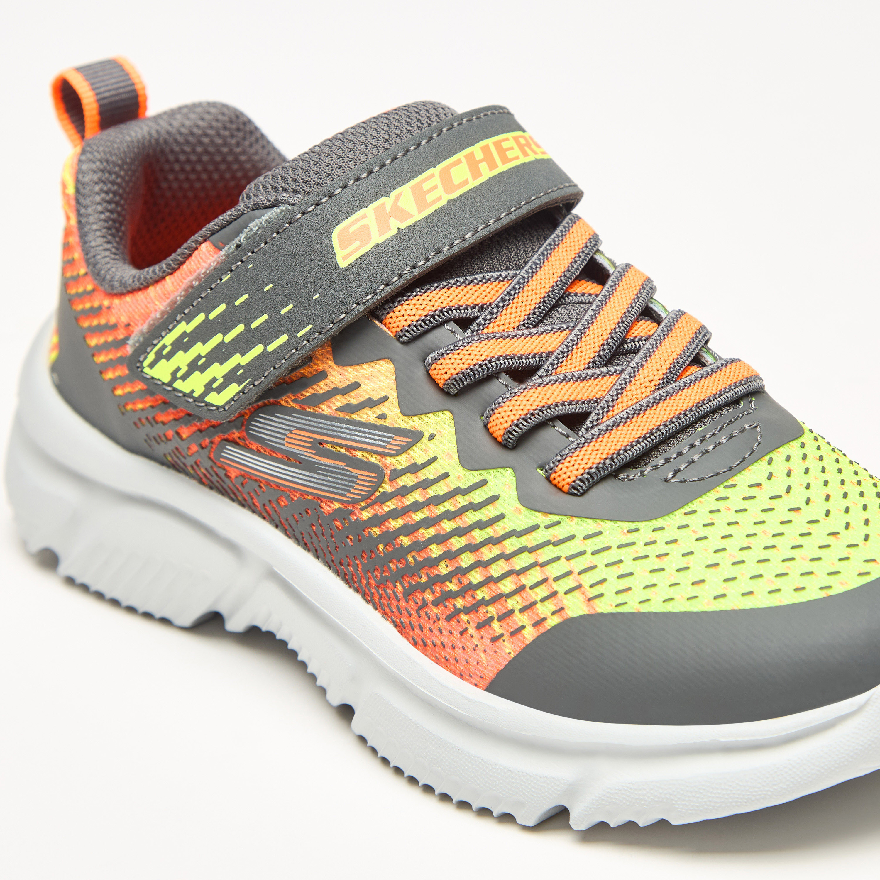 سكيتشرز حذاء الجري جو رن 650 ميموري فوم للأولاد 405035L-BKRD | OE-sports-boys-shoes-image-15