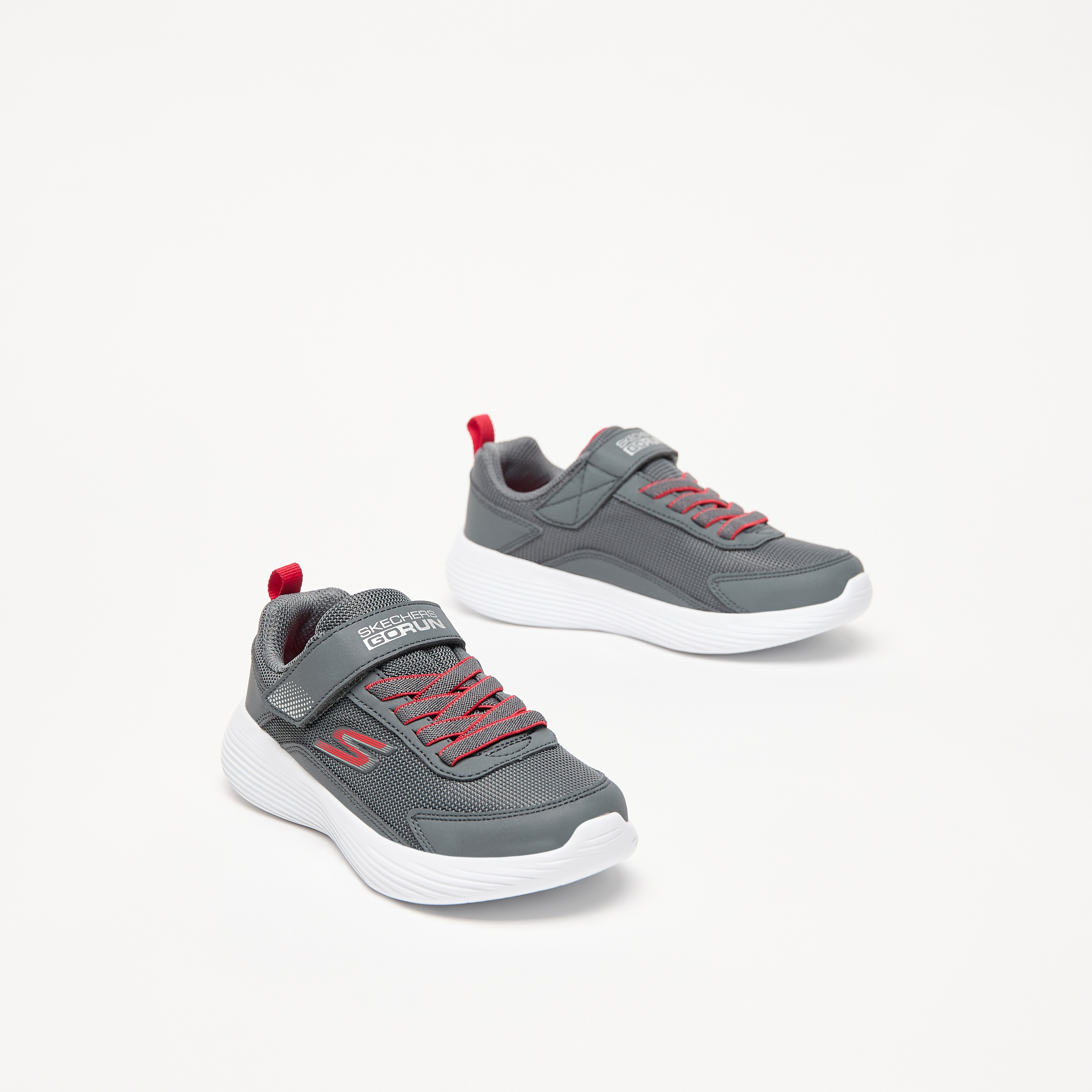 حذاء جري بنعل مبطّن وشريط إغلاق جو رن 400 ڤي 2 للأولاد من سكتشرز-boys-shoes-sneakers-image-9