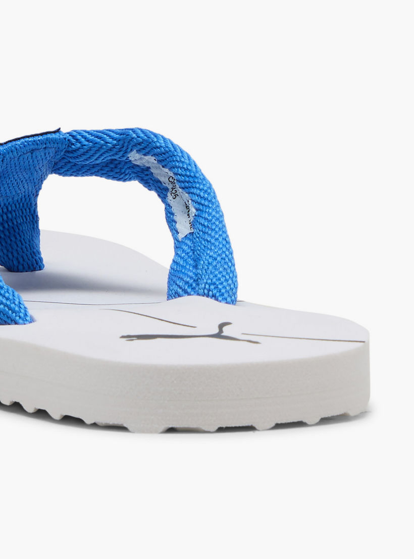 شبشب بإصبع وطبعات شعار "إيبيك فليب في3" للأولاد من بوما-sports-boys-shoes-image-5