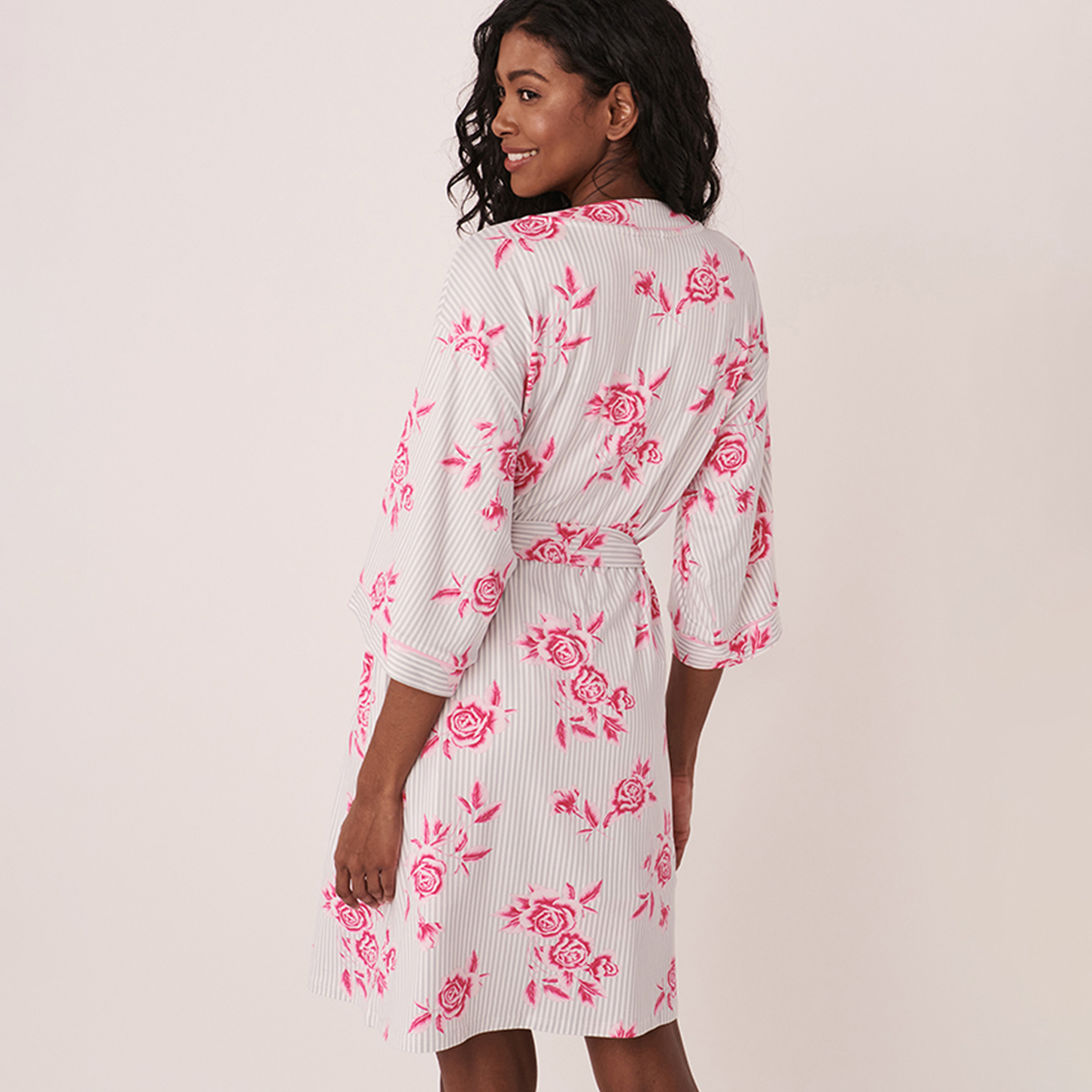 لافي إن روز-  ملابس نوم زهري بأكمام قصيرة بدون أكمام وياقة على شكل حرف V-women-clothing-nightwear-nighties-image-3