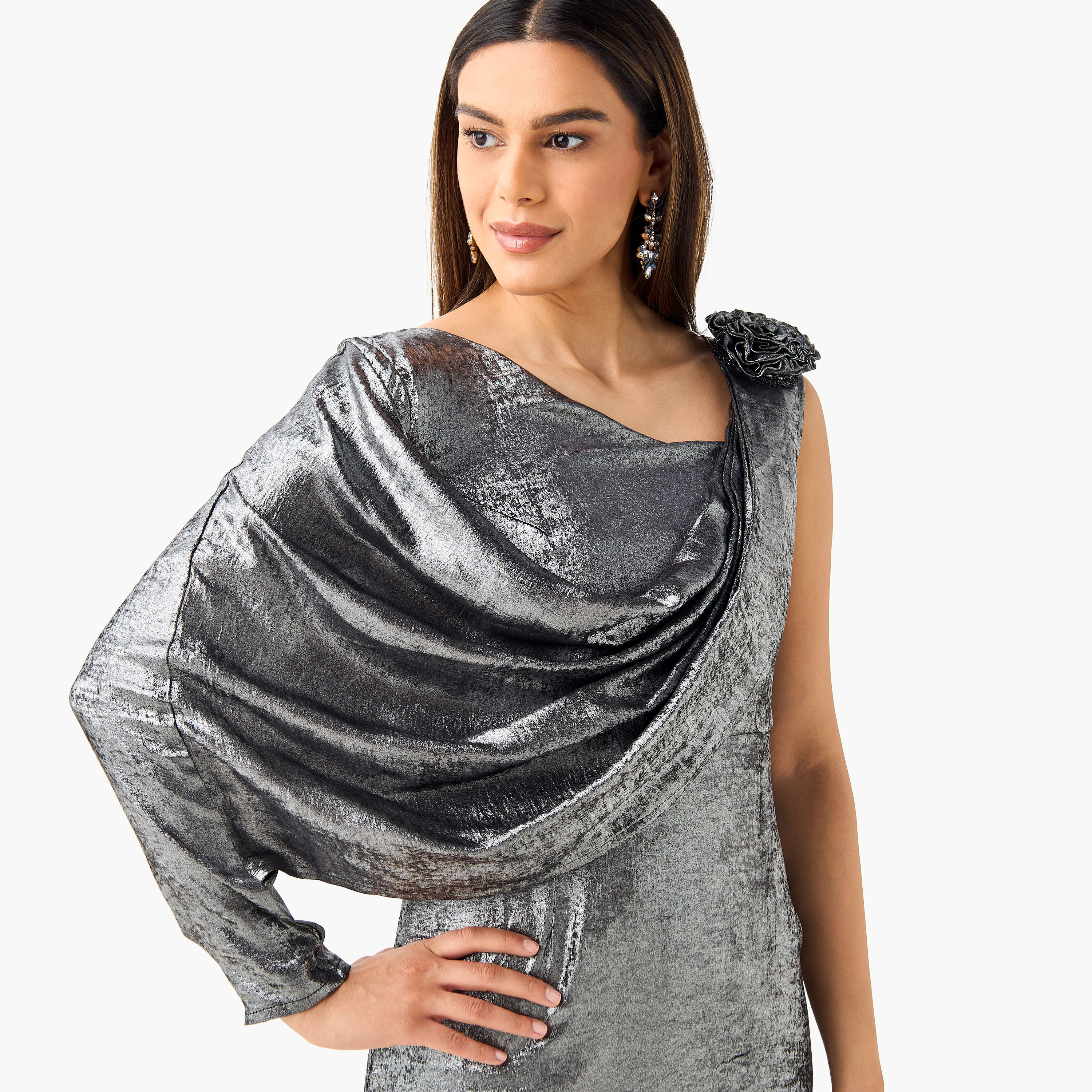 فستان بكتف واحد وتفاصيل منسدلة من جولدن أبل-women-clothing-dresses-image-4