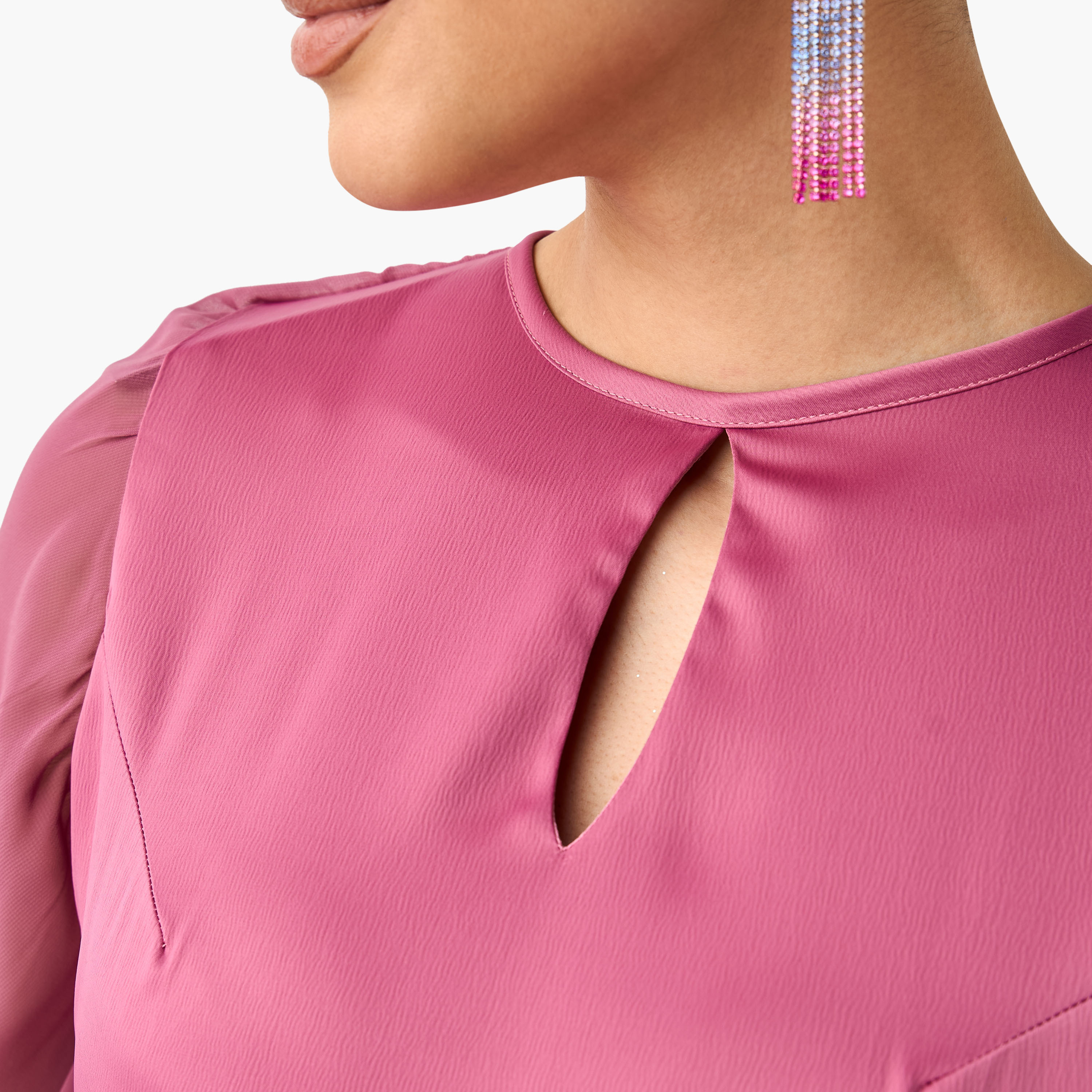 فستان مزين شيفون بياقة بفتحة وأكمام كيب من جولدن أبل-women-clothing-dresses-image-10