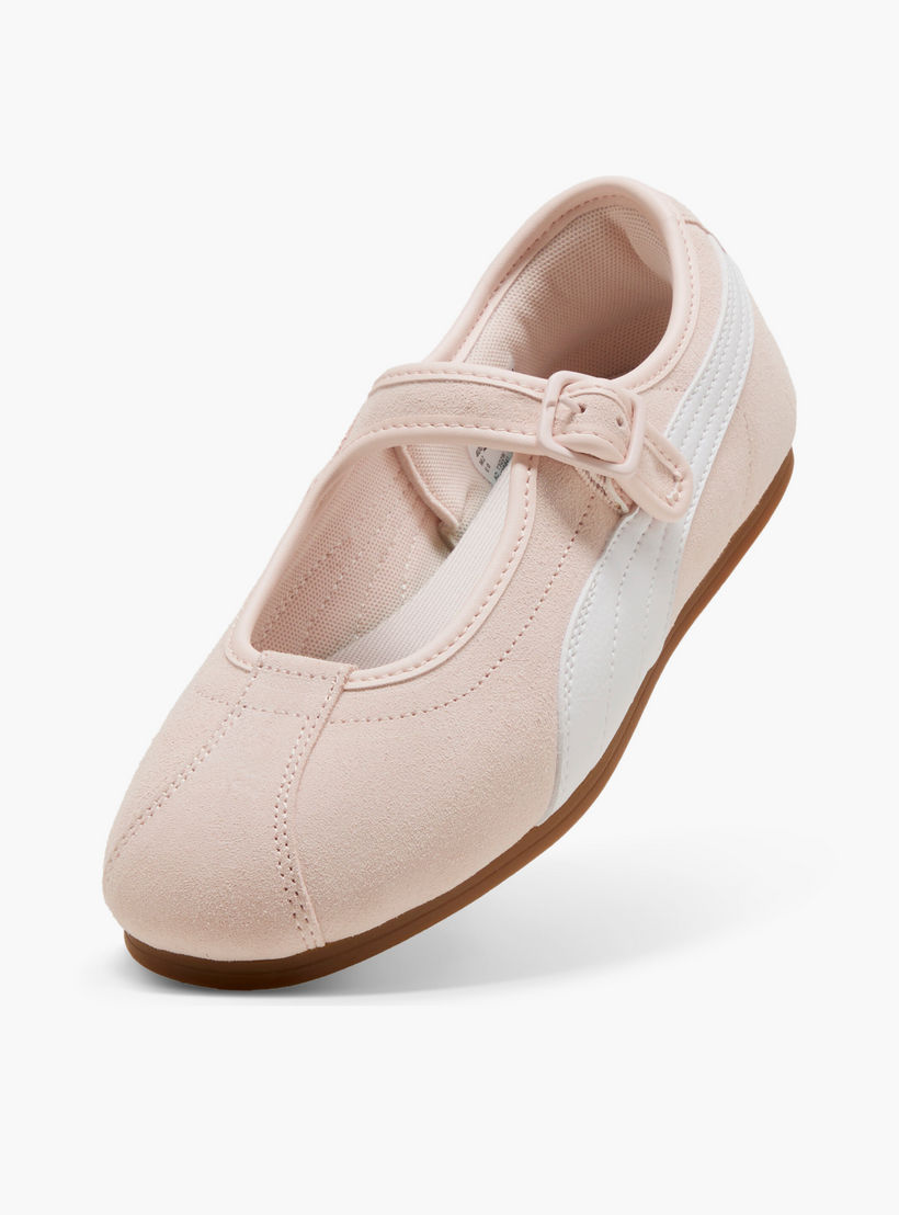 حذاء سنيكرز كاحل جلد تاكليت للنساء من بوما-sports-women-shoes-image-4