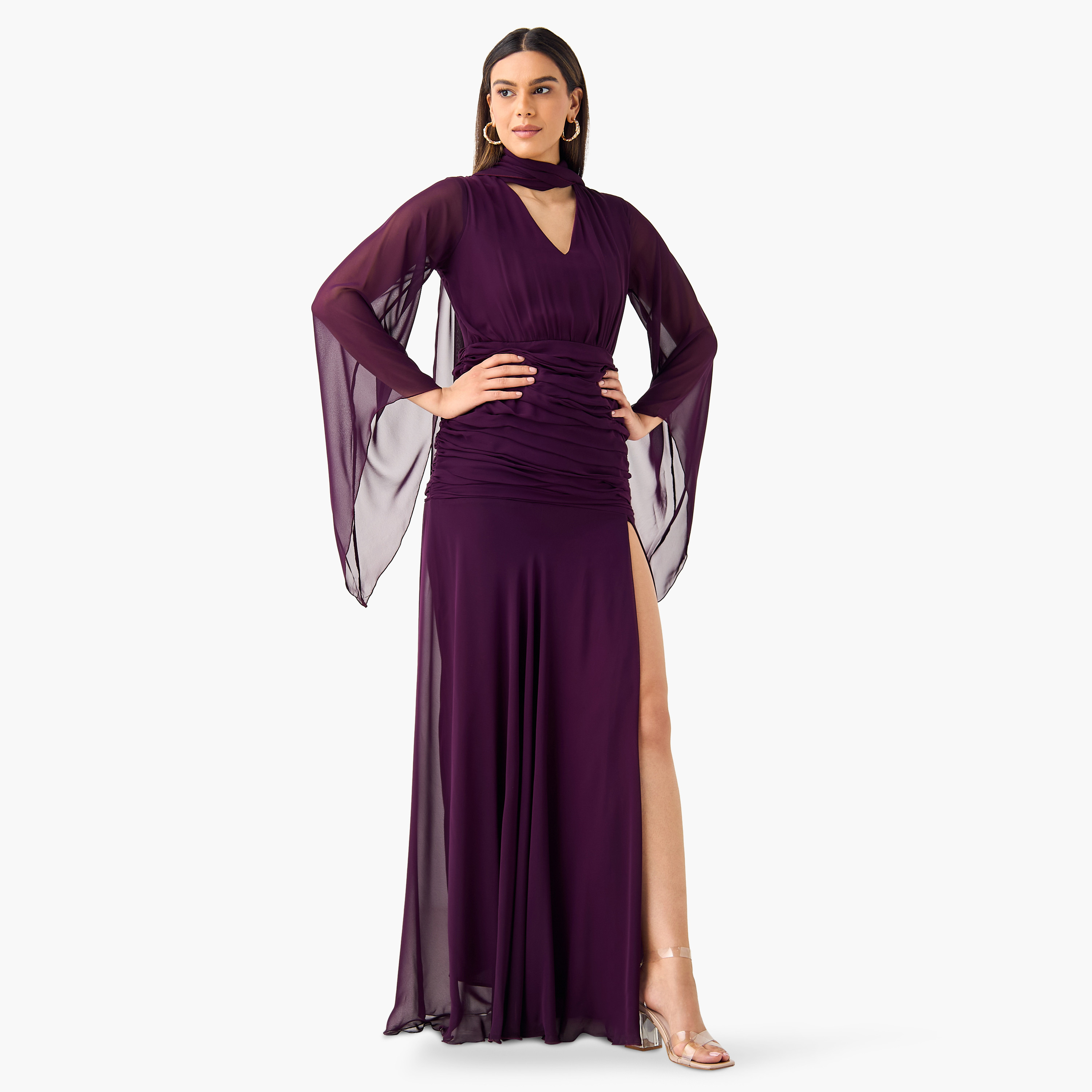 فستان ماكسي بياقة V وفتحة وكسرات من جولدن آبل-women-clothing-dresses-image-1