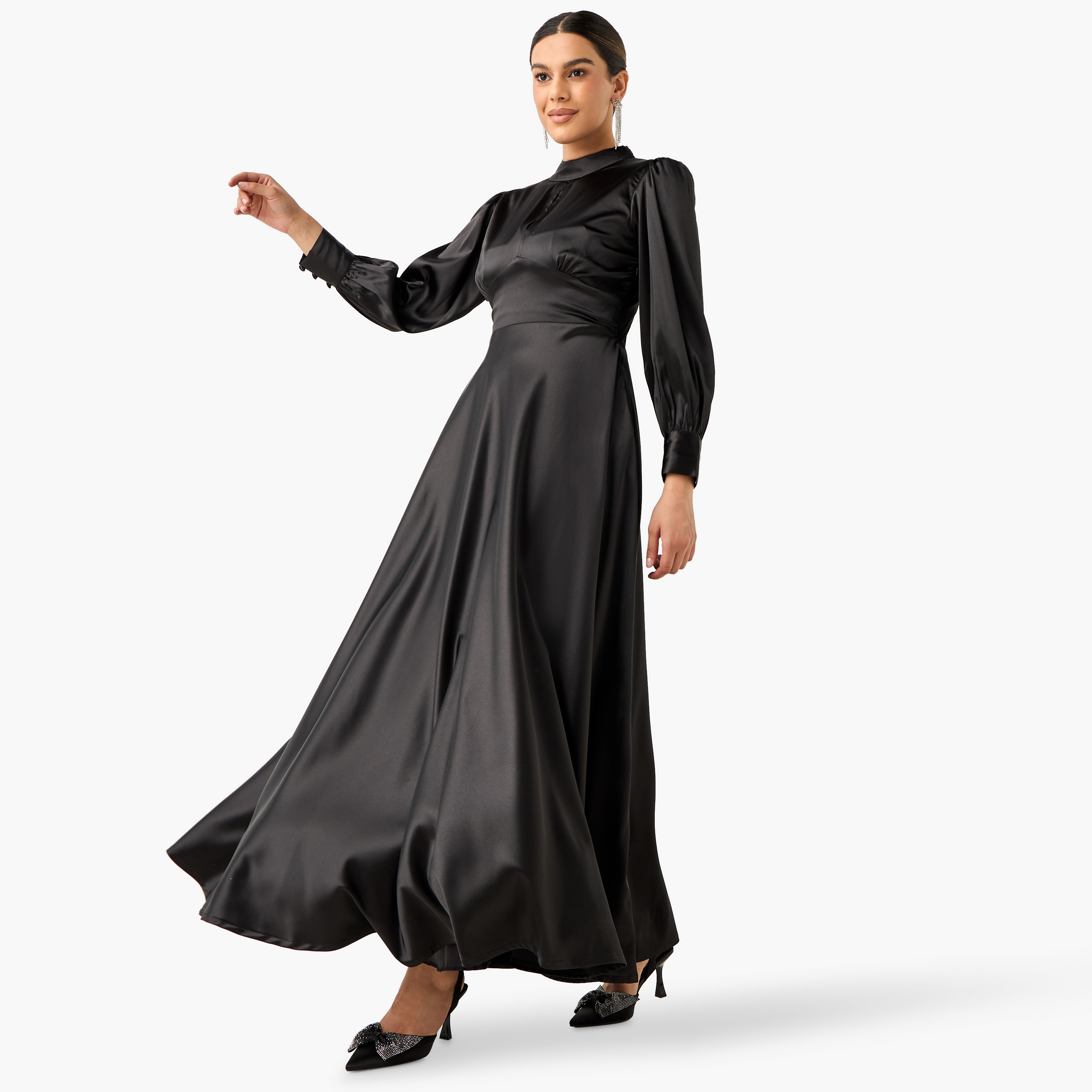 فستان ساتان سادة وياقة بفتحة عنق وأكمام بأساور من جولدن أبل-women-clothing-dresses-image-7