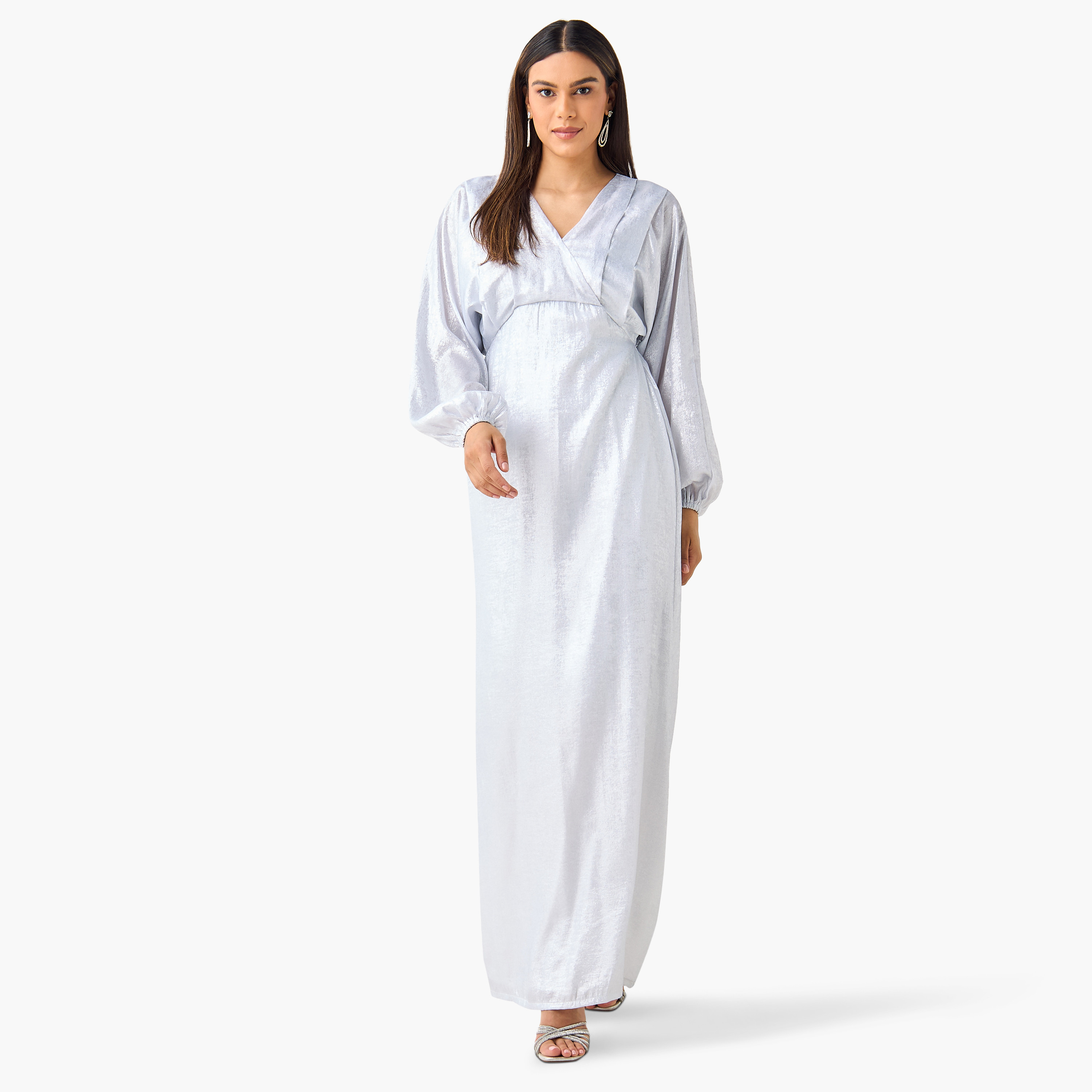 فستان بياقة V وأكمام واسعة وتفاصيل لامعة من جولدن آبل-women-clothing-dresses-image-7