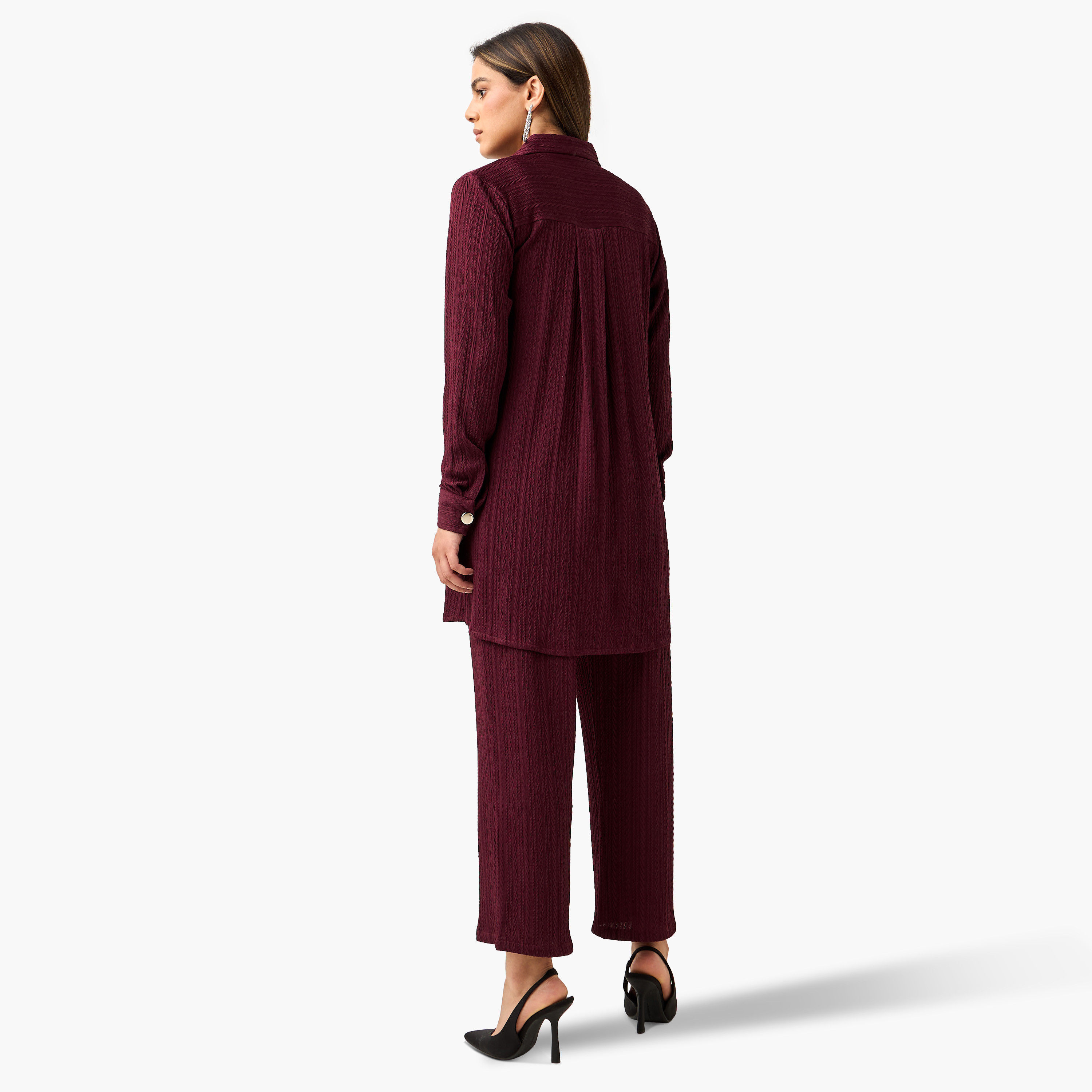 طقم بلوزة قصيرة بارزة الملمس مع بنطلون وقميص من جولدن آبل-women-clothing-coordsets-image-10