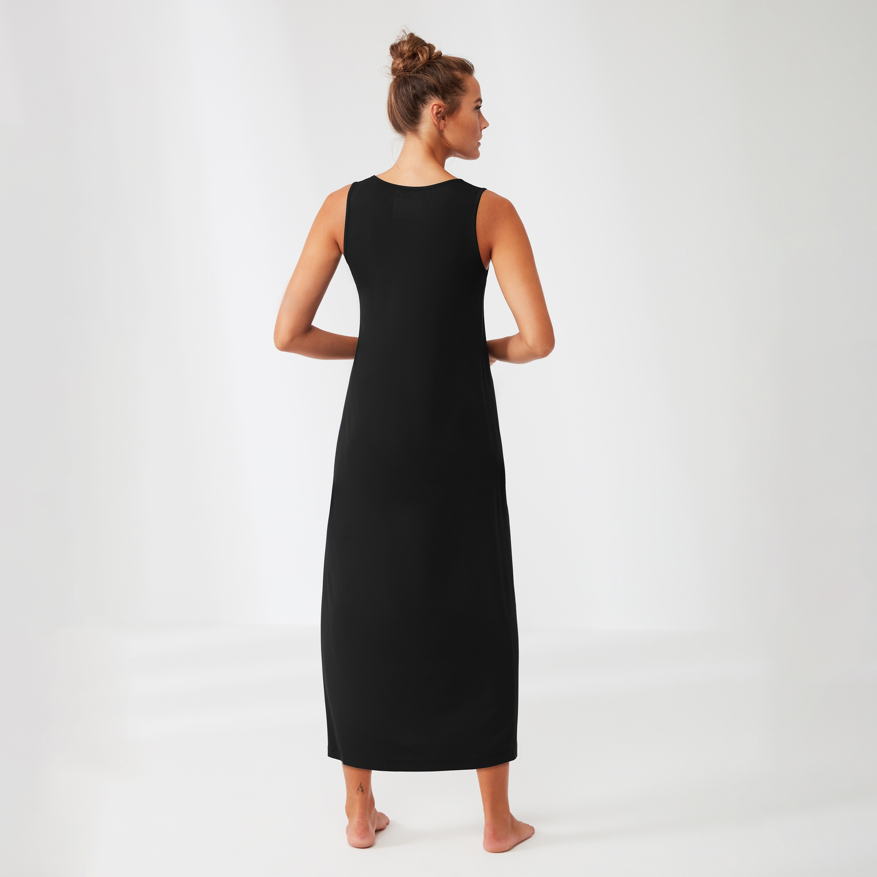فستان تحتي نسائي سادة بياقة دائرية من بيني مود-women-clothing-nightwear-nighties-image-4