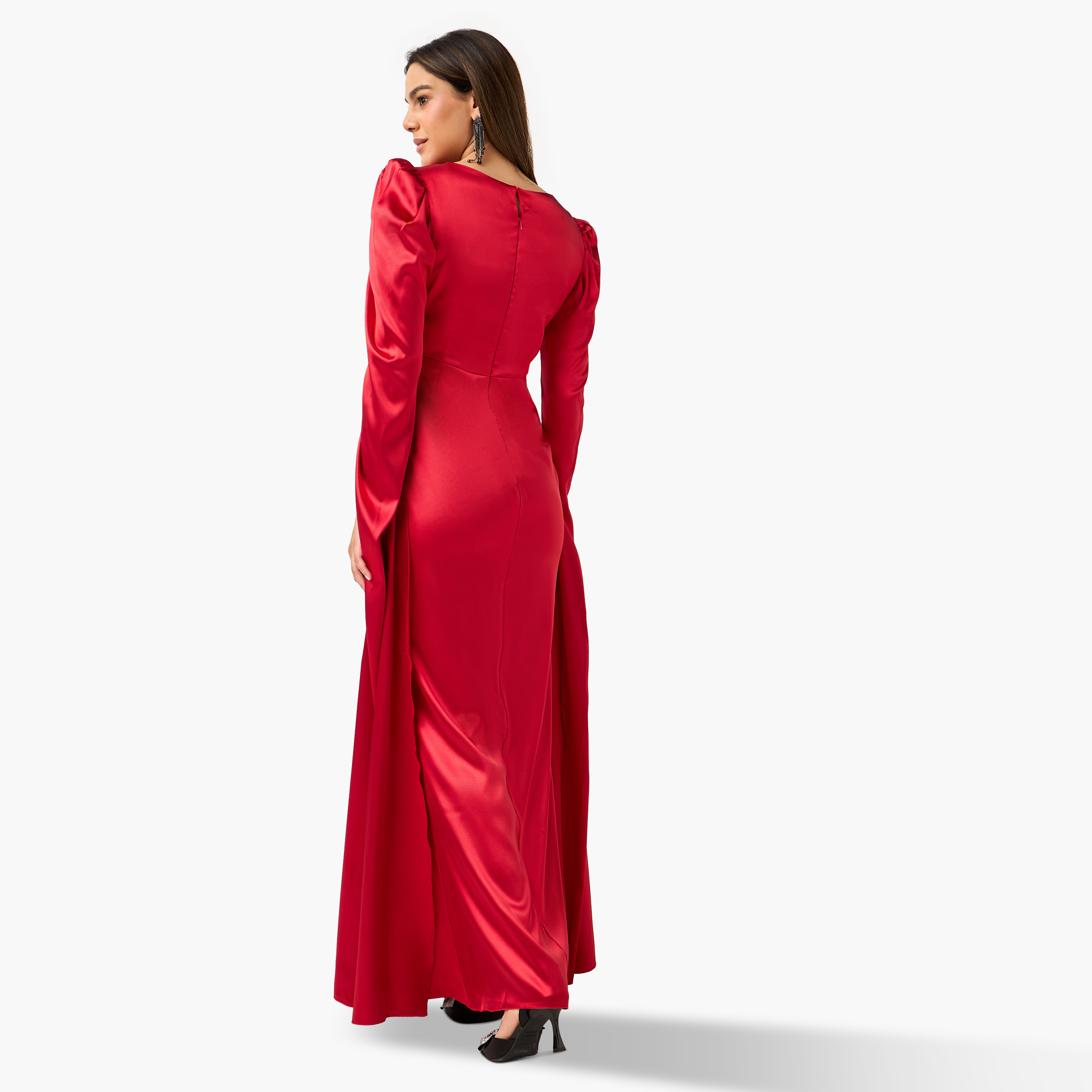 فستان بياقة مستديرة وتفاصيل درابيه وأكمام كيب من جولدن أبل-women-clothing-dresses-image-8