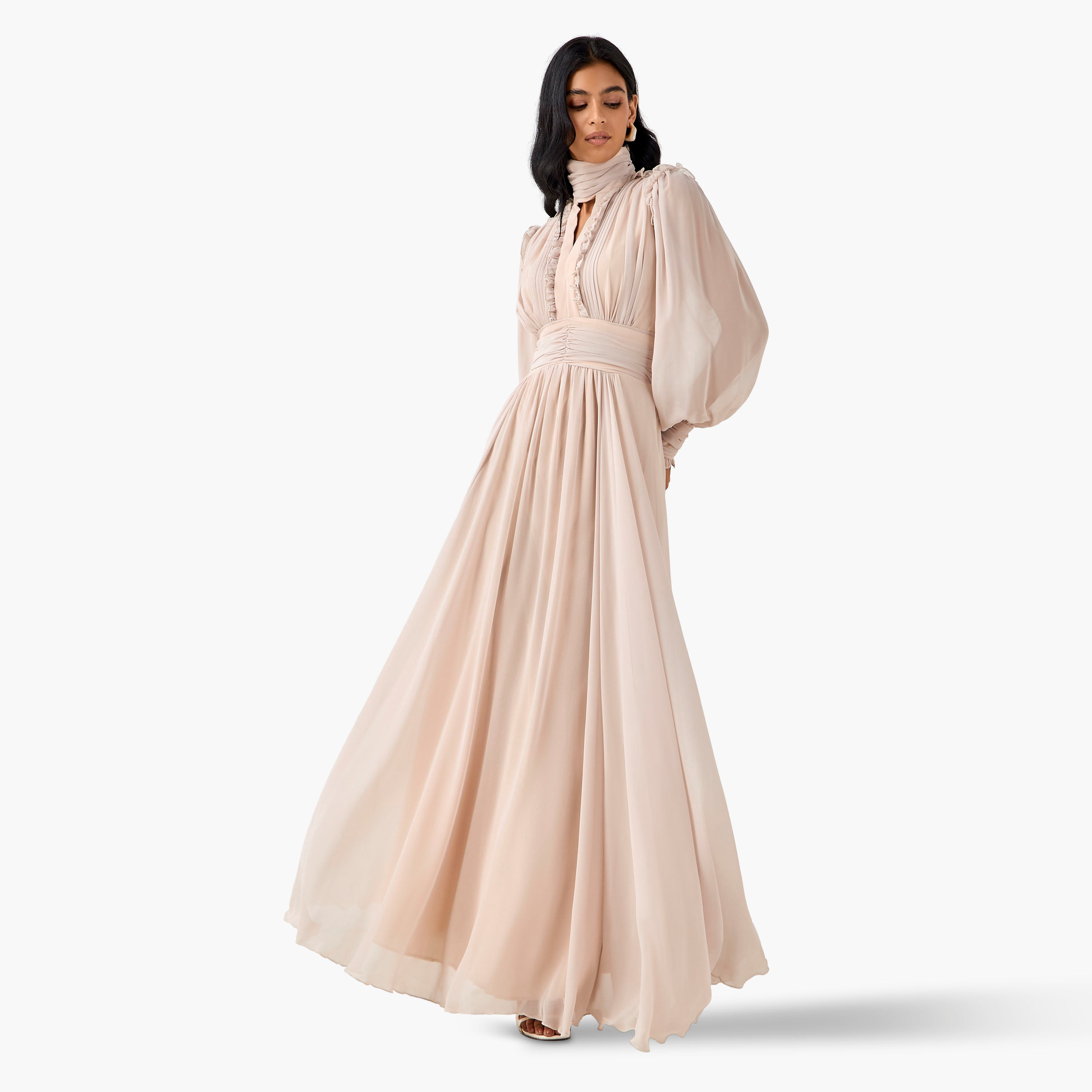 فستان ماكسي بوليستر بثنايا وكشكش وياقة عالية من جولدن أبل-women-clothing-dresses-image-8