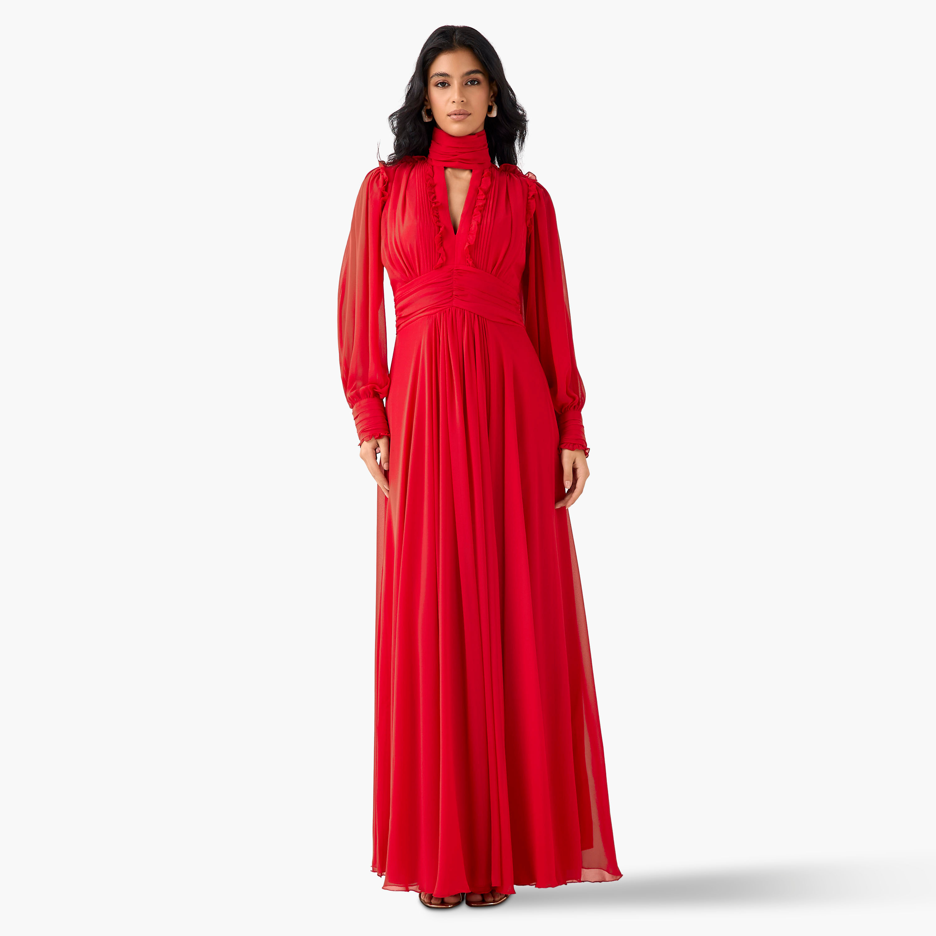 فستان ماكسي بوليستر بثنايا وكشكش وياقة عالية من جولدن أبل-women-clothing-dresses-image-13