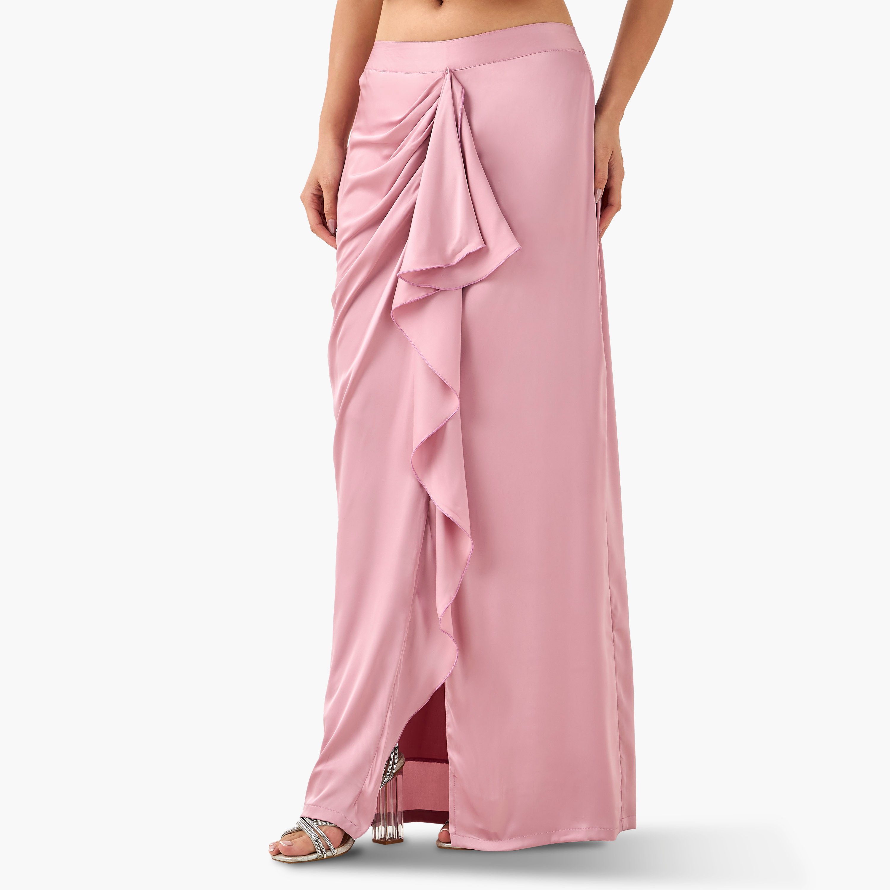 بلوزة هالتر مع تنورة كشكش وسترة شروج كيب من غولدن آبل-women-clothing-dresses-image-26
