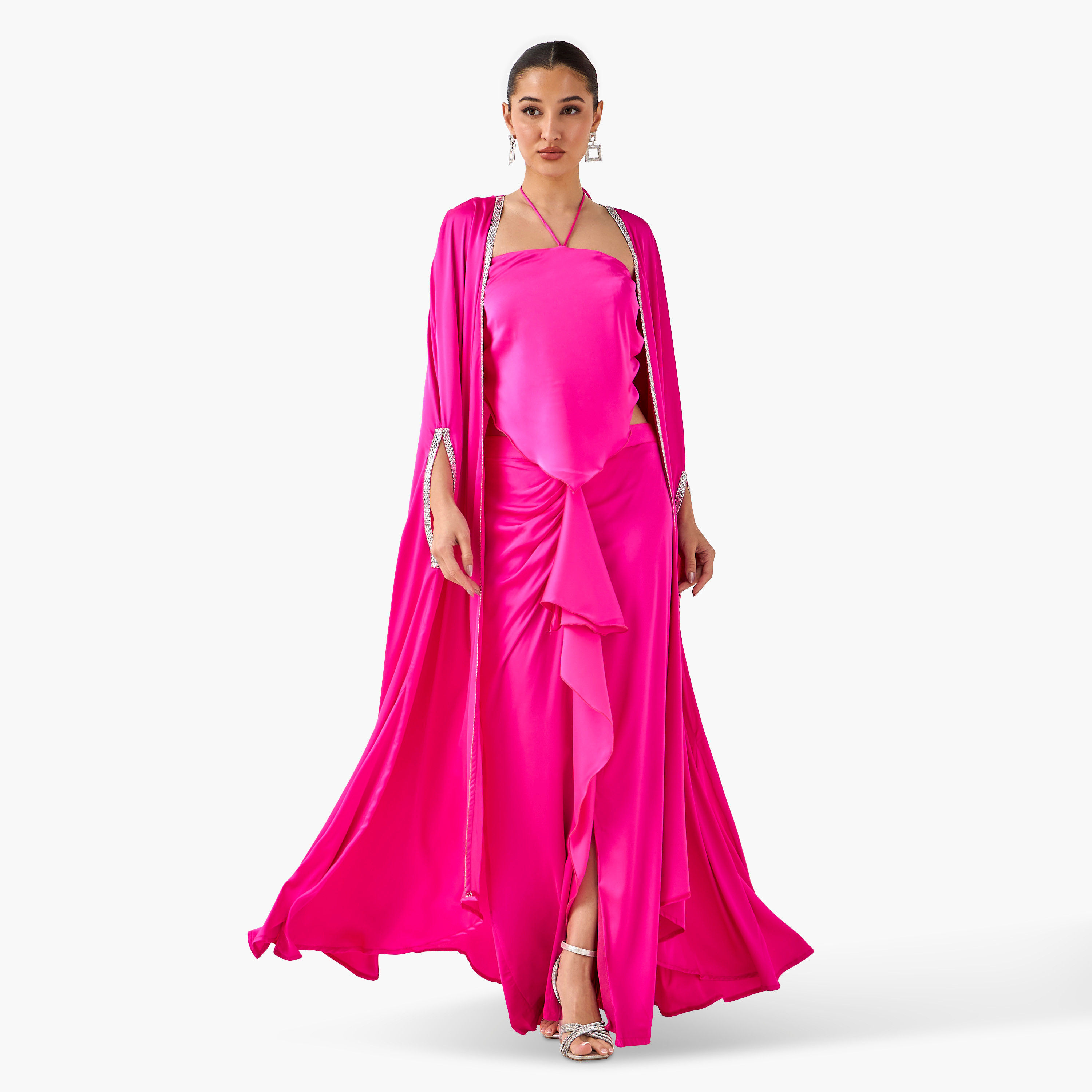 بلوزة هالتر مع تنورة كشكش وسترة شروج كيب من غولدن آبل-women-clothing-dresses-image-1