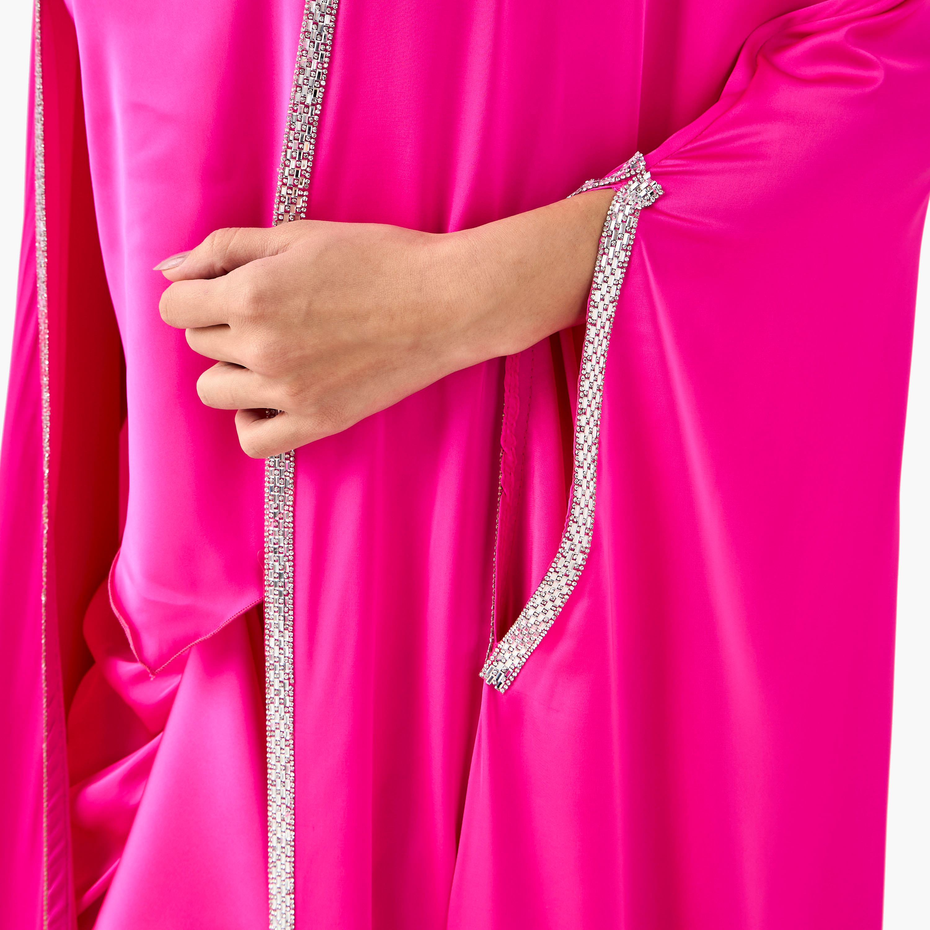 بلوزة هالتر مع تنورة كشكش وسترة شروج كيب من غولدن آبل-women-clothing-dresses-image-6