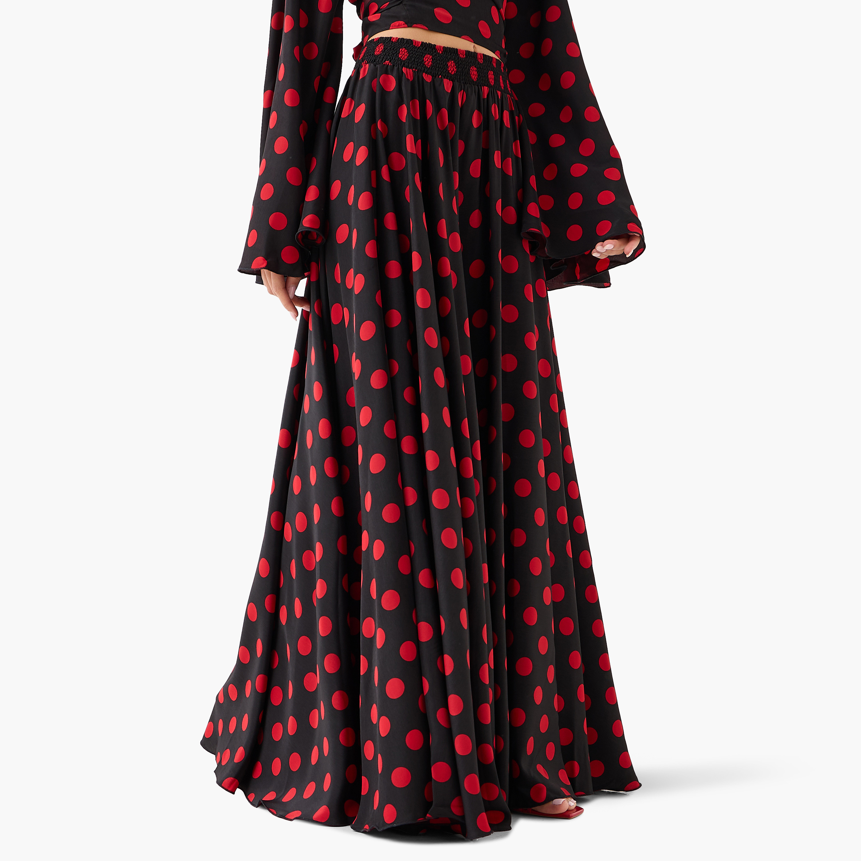 طقم نسائي مكون من بلوزة وتنورة بنقشة "بولكا دوت" وأكمام واسعة من غولدن أبل-women-clothing-coordsets-image-4