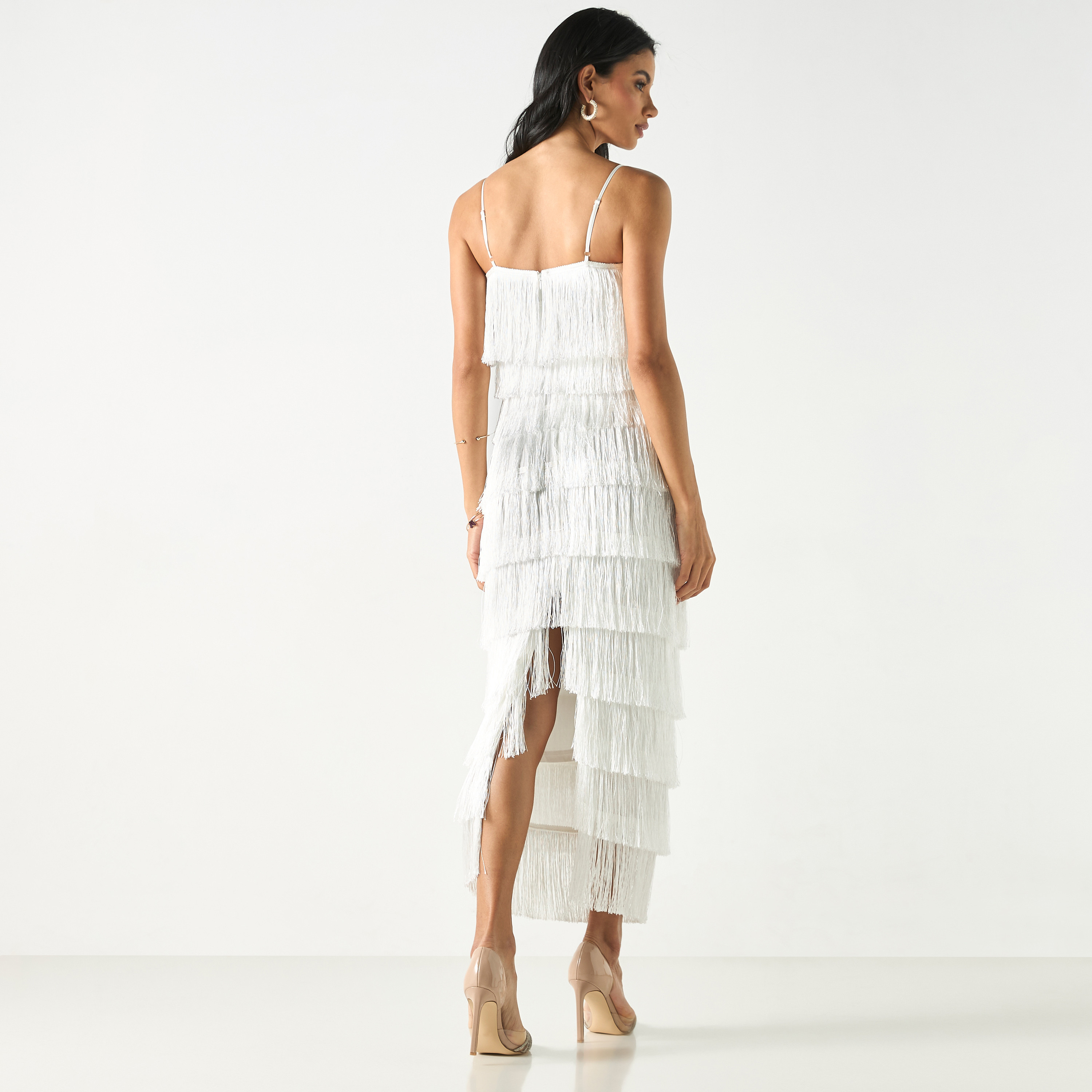 فستان طويل متعدد الطبقات بشرابات وحمّالات رفيعة وفتحة-women-clothing-dresses-image-3