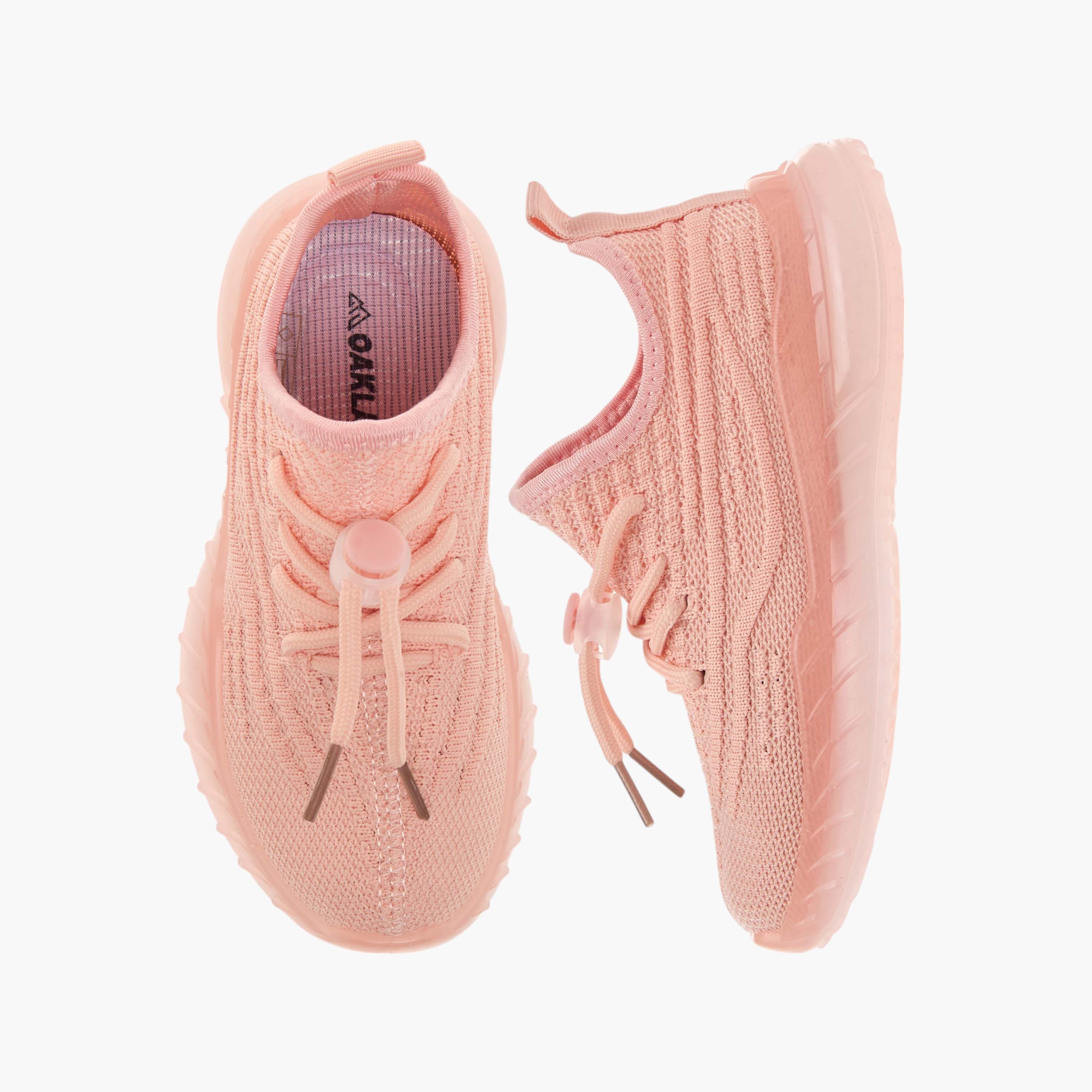 Oaklan by Shoexpress Monotone Sports Shoes with Lace-Up Closure-girls-shoes-sneakers-image-6