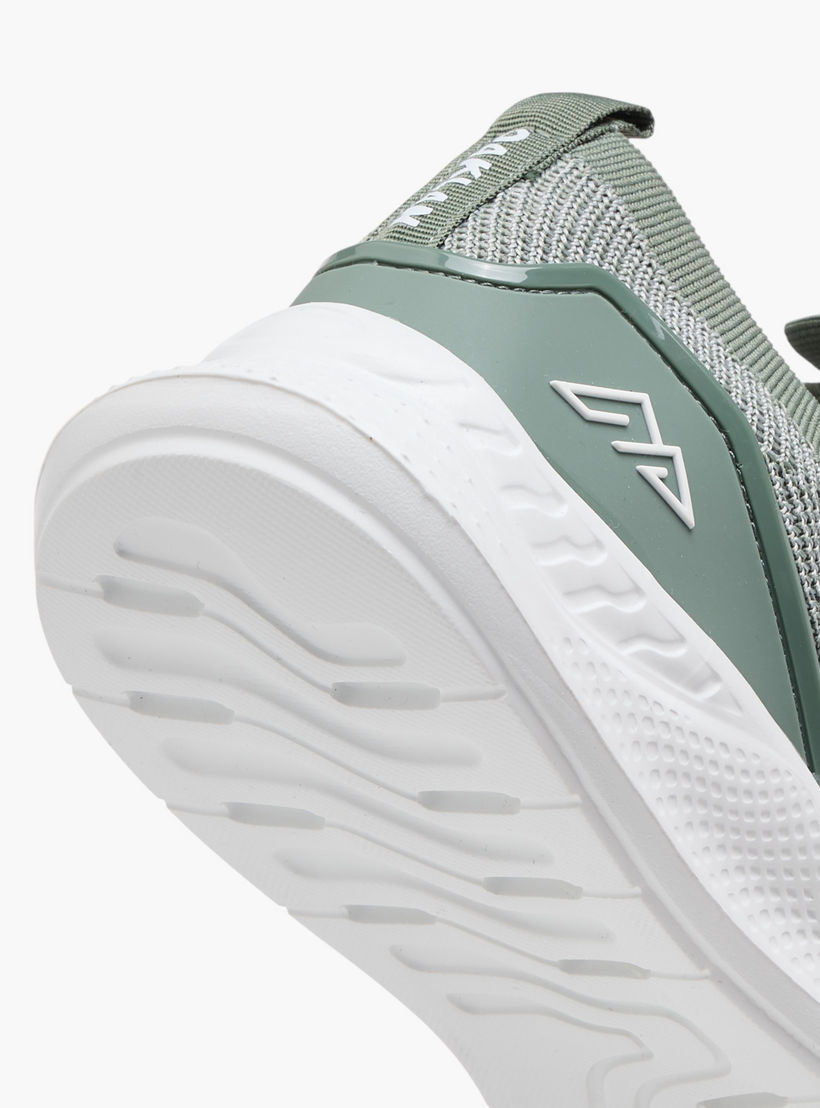 حذاء رياضي بارز الملمس برباط إغلاق من أوكلان من شو إكسبريس-sports-women-shoes-image-5