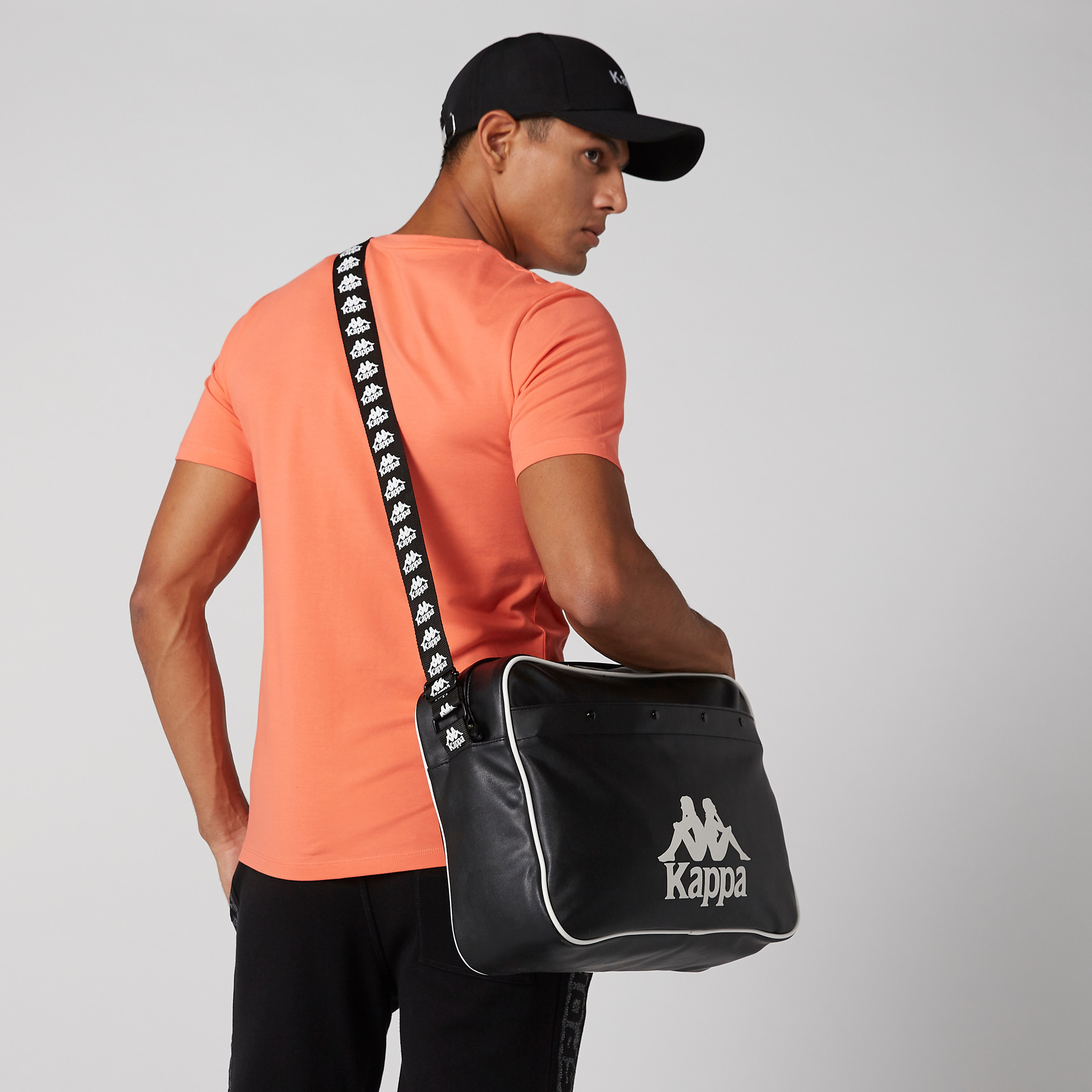 Kappa Unisex Shoulder Bag Gadget Zip Print 