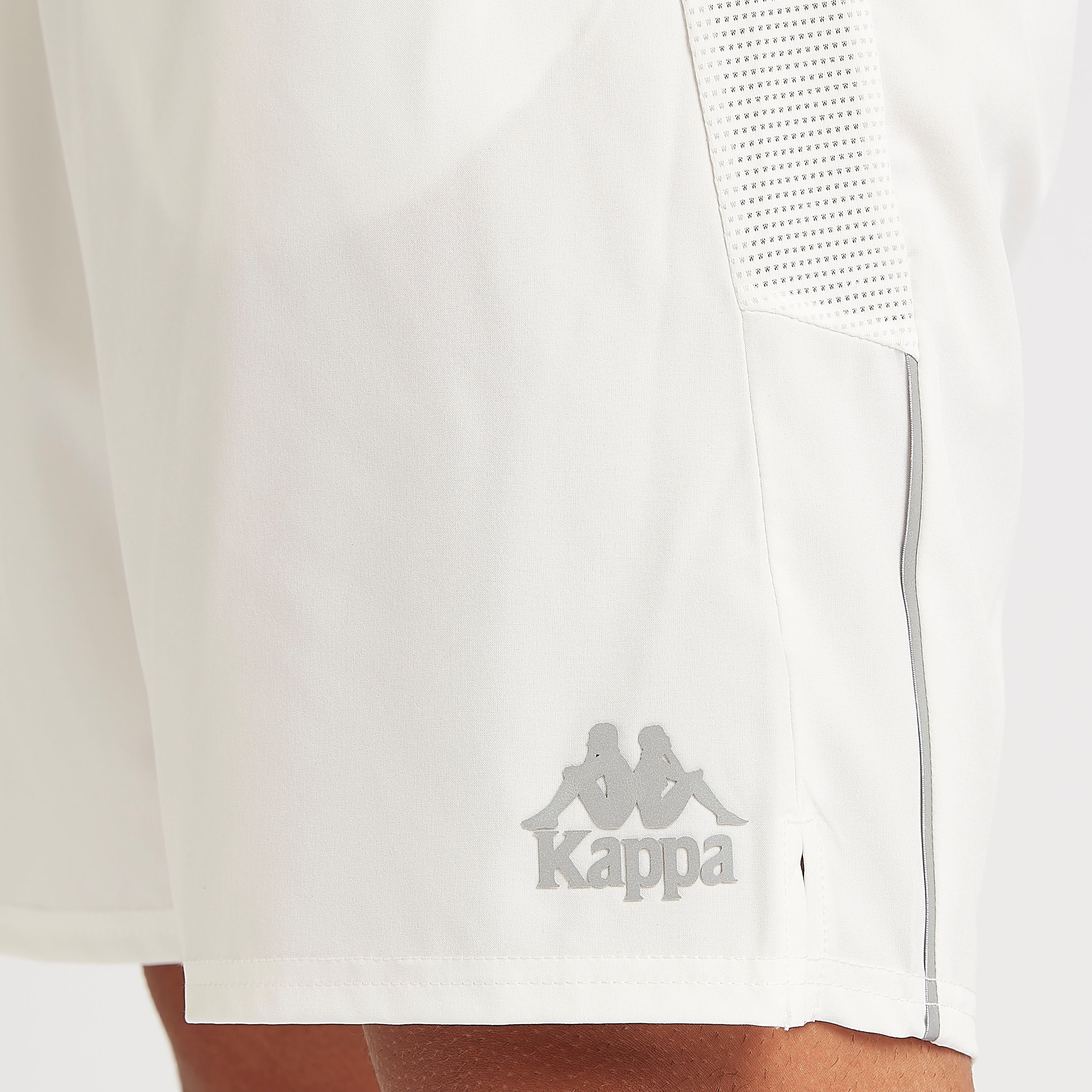 Kappa Logo Print Shorts with Zipper Pockets-sports-men-clothing-bottoms-image-3