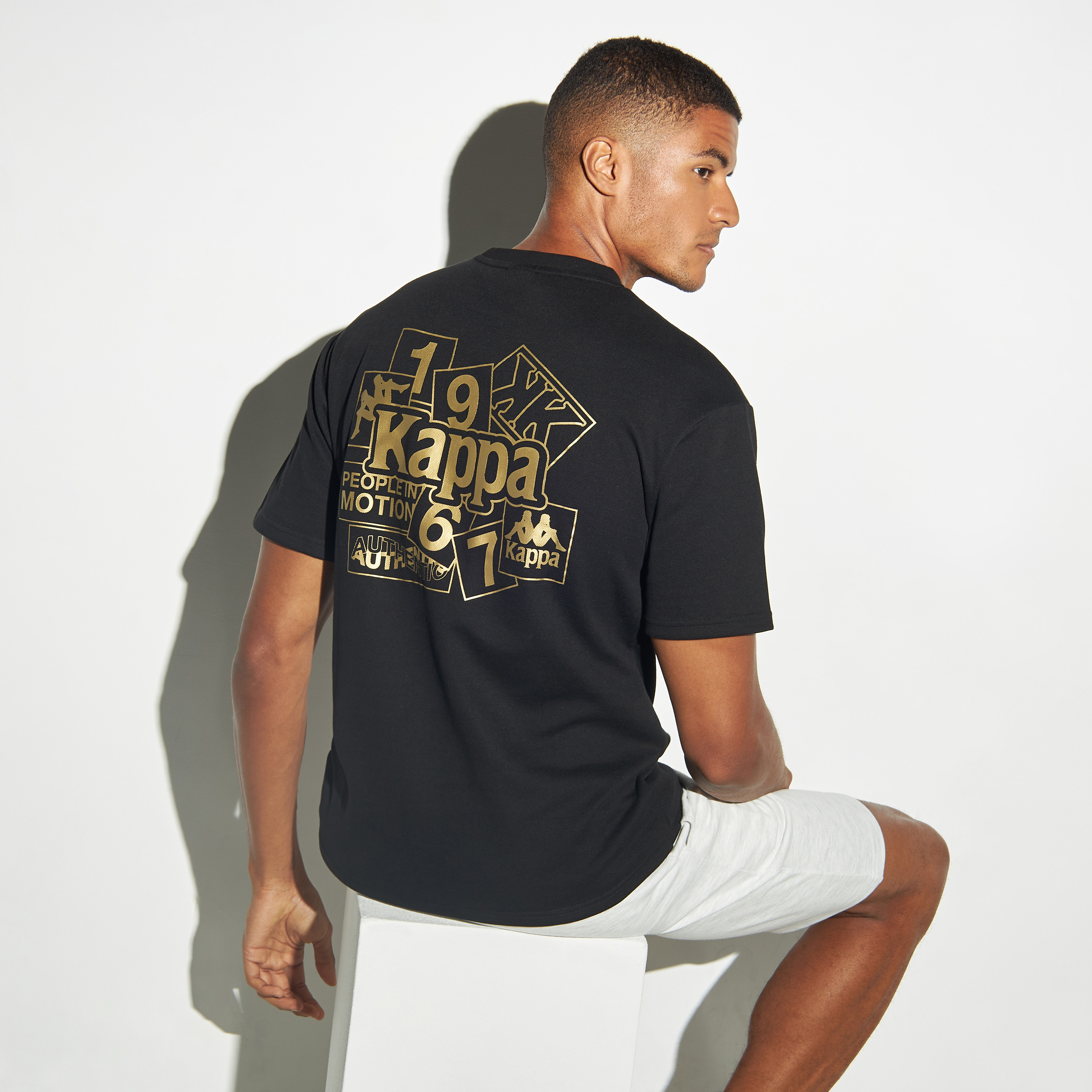 Buy Kappa Logo Print Crew Neck T shirt with Short Sleeves Splash UAE