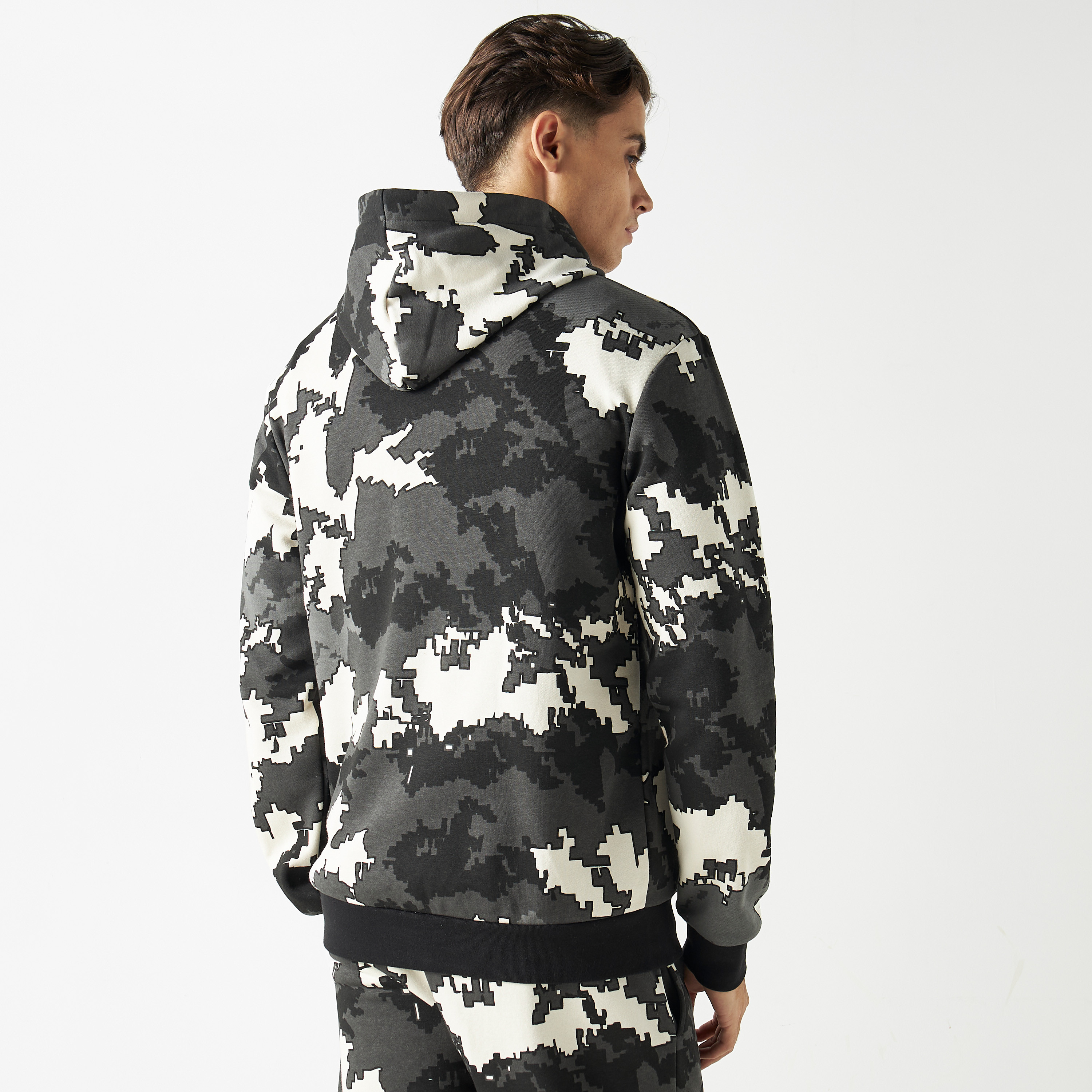 Camo print sales hoodie