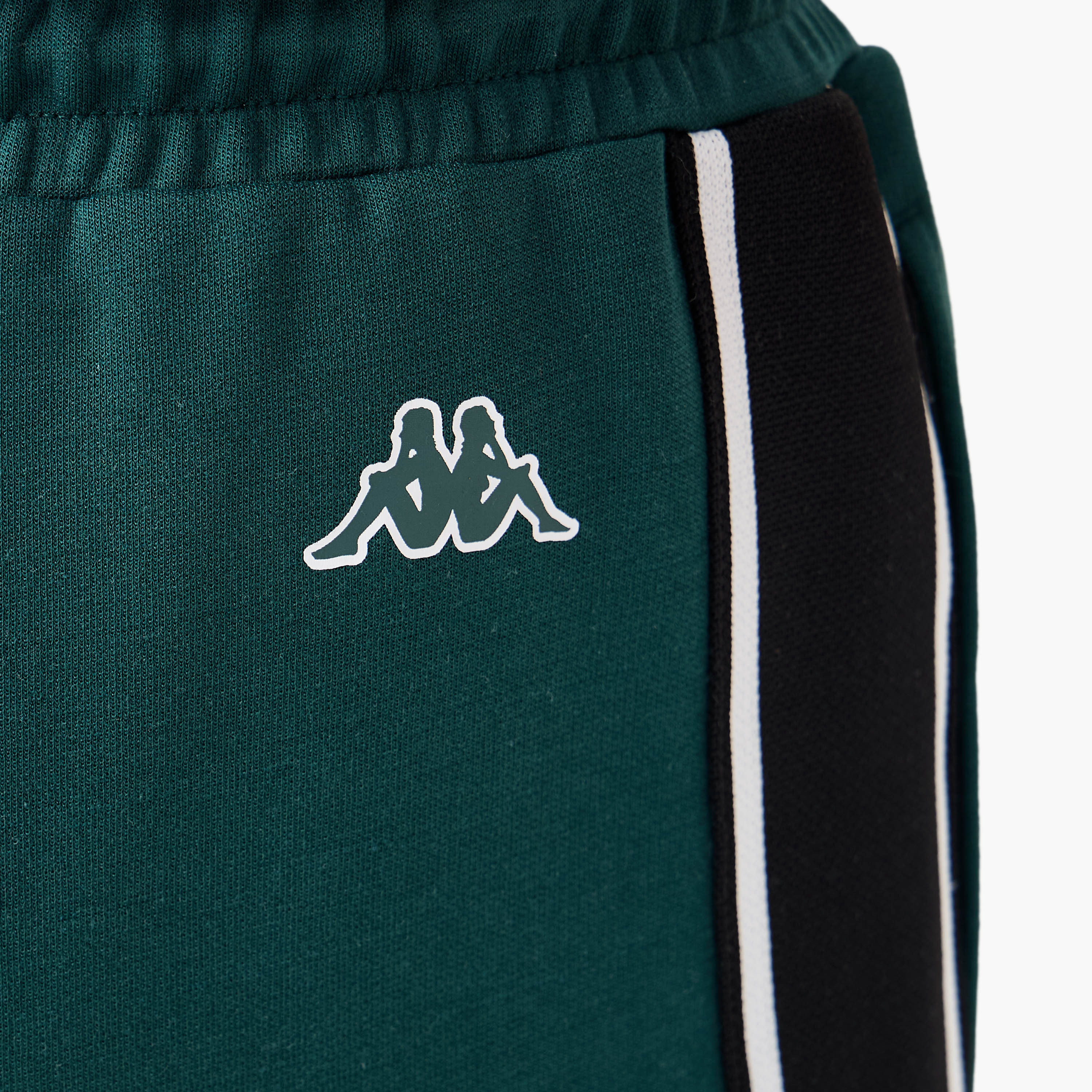 بنطلون رياضي بطبعات شعار ورباط إغلاق من كابا-men-clothing-sportswearandactivewear-bottoms-joggers-image-5