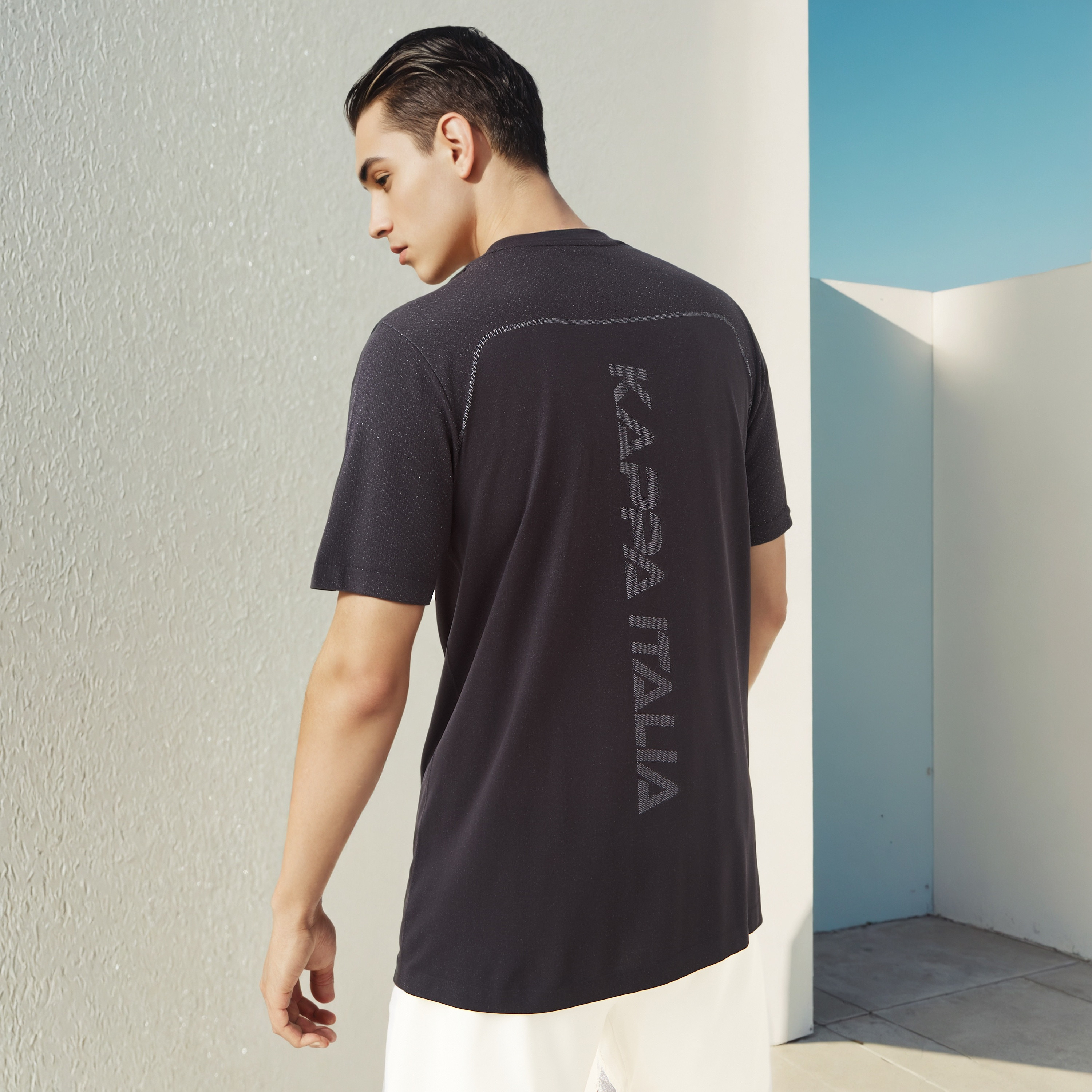 Kappa Seamless T-shirt-men-clothing-tshirtsandpolos-tshirts-image-3