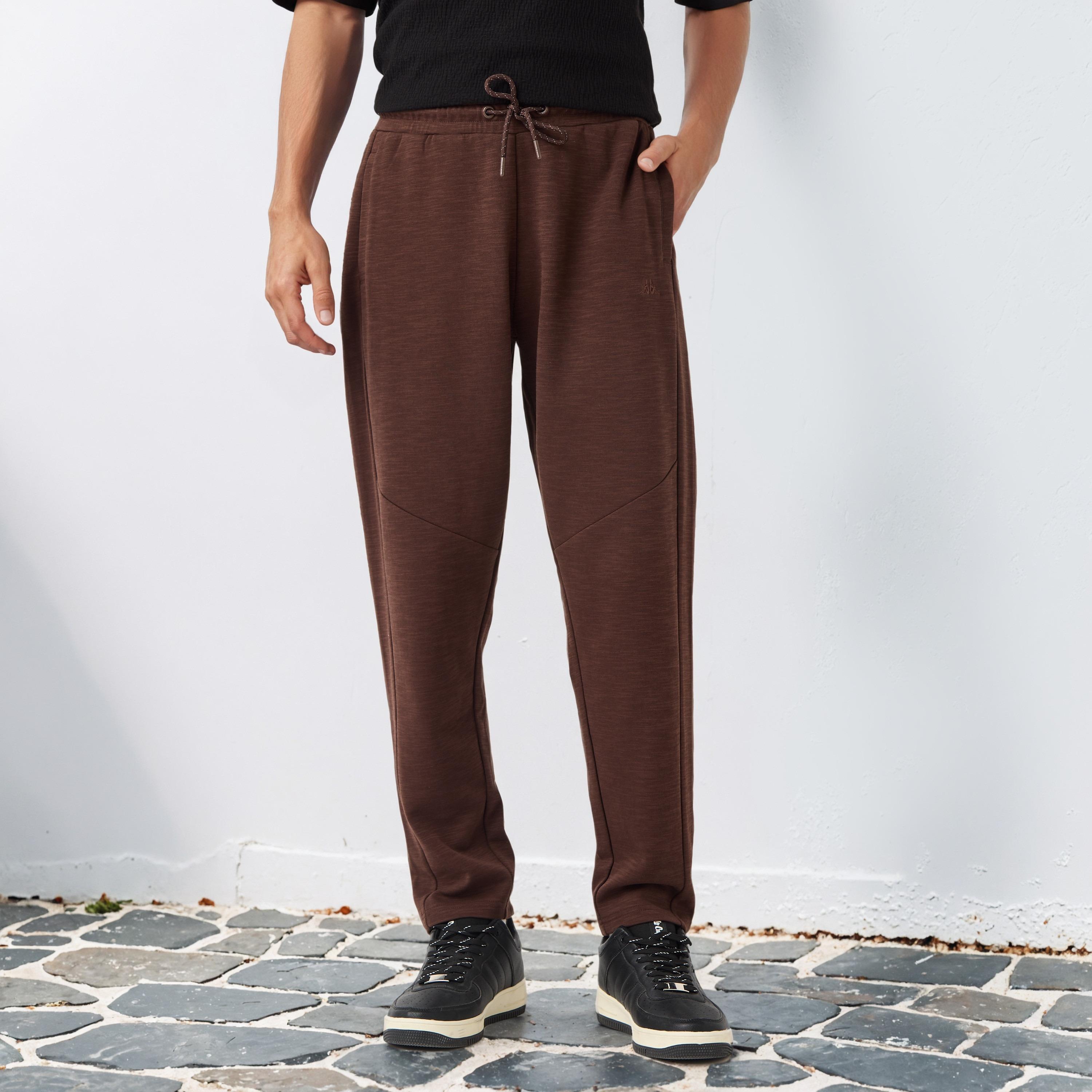 Kappa Panelled Joggers with Drawstring Closure-men-clothing-sportswearandactivewear-bottoms-joggers-image-1